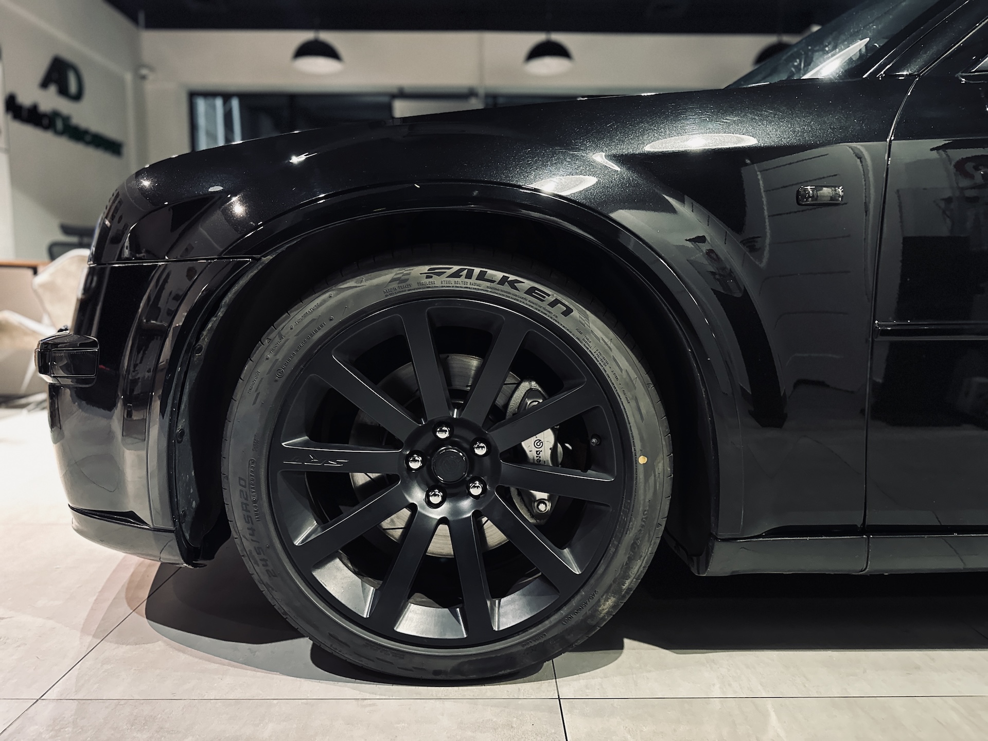 
Chrysler 300C SRT8 (spec. EU / PL) full									