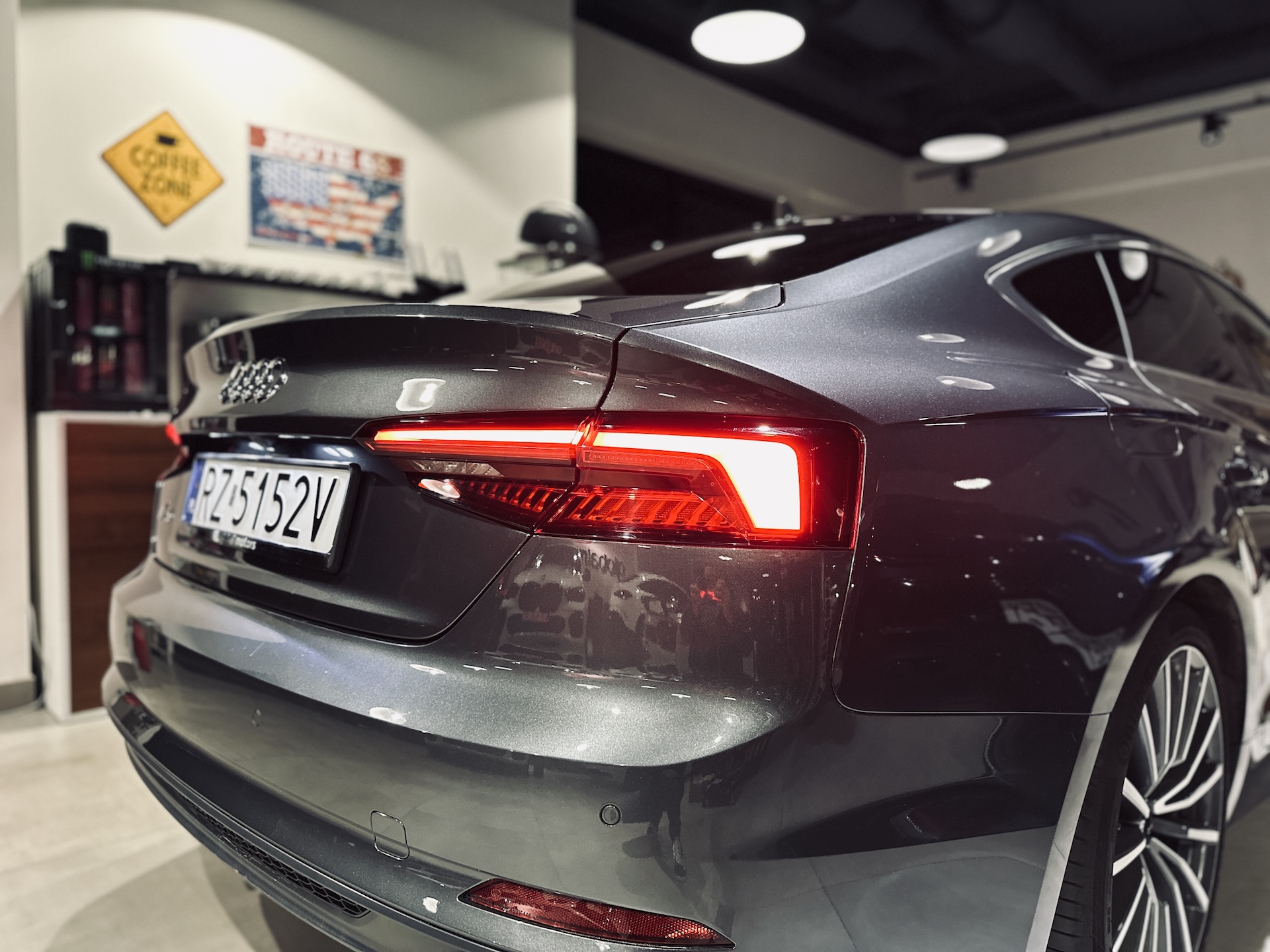 
Audi A5 Sportback S Line 35 TFSI MHEV (F5) full									