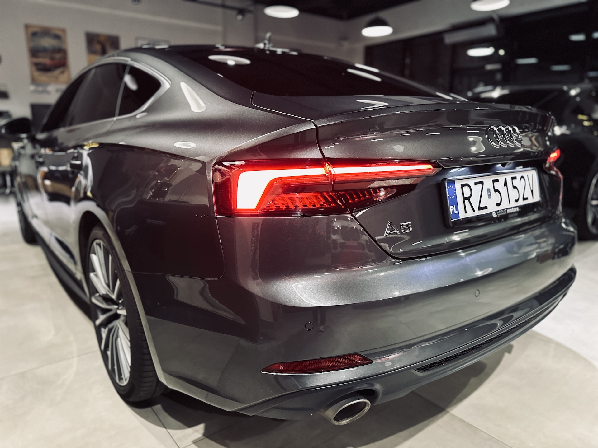 
Audi A5 Sportback S Line 35 TFSI MHEV (F5) full									
