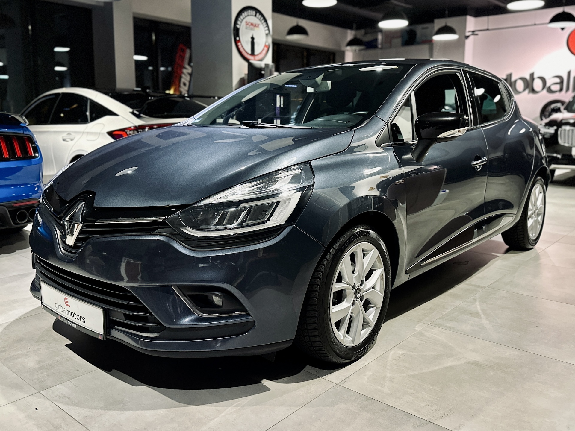 
Renault Clio Energy 90 Limited (IV) full									