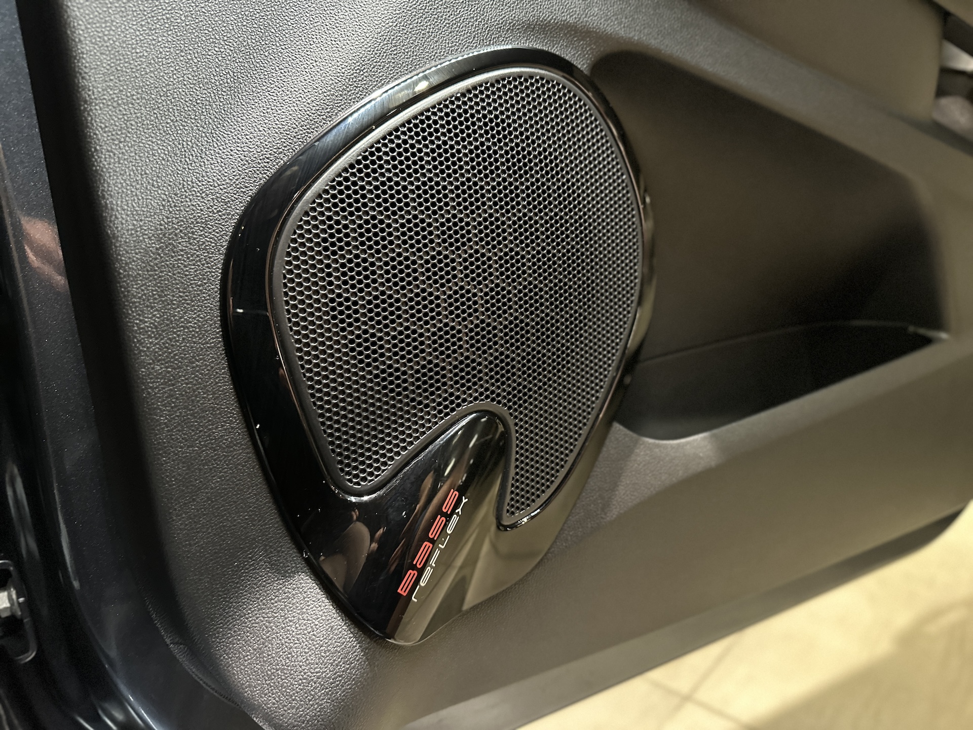 
Renault Clio Energy 90 Limited (IV) full									