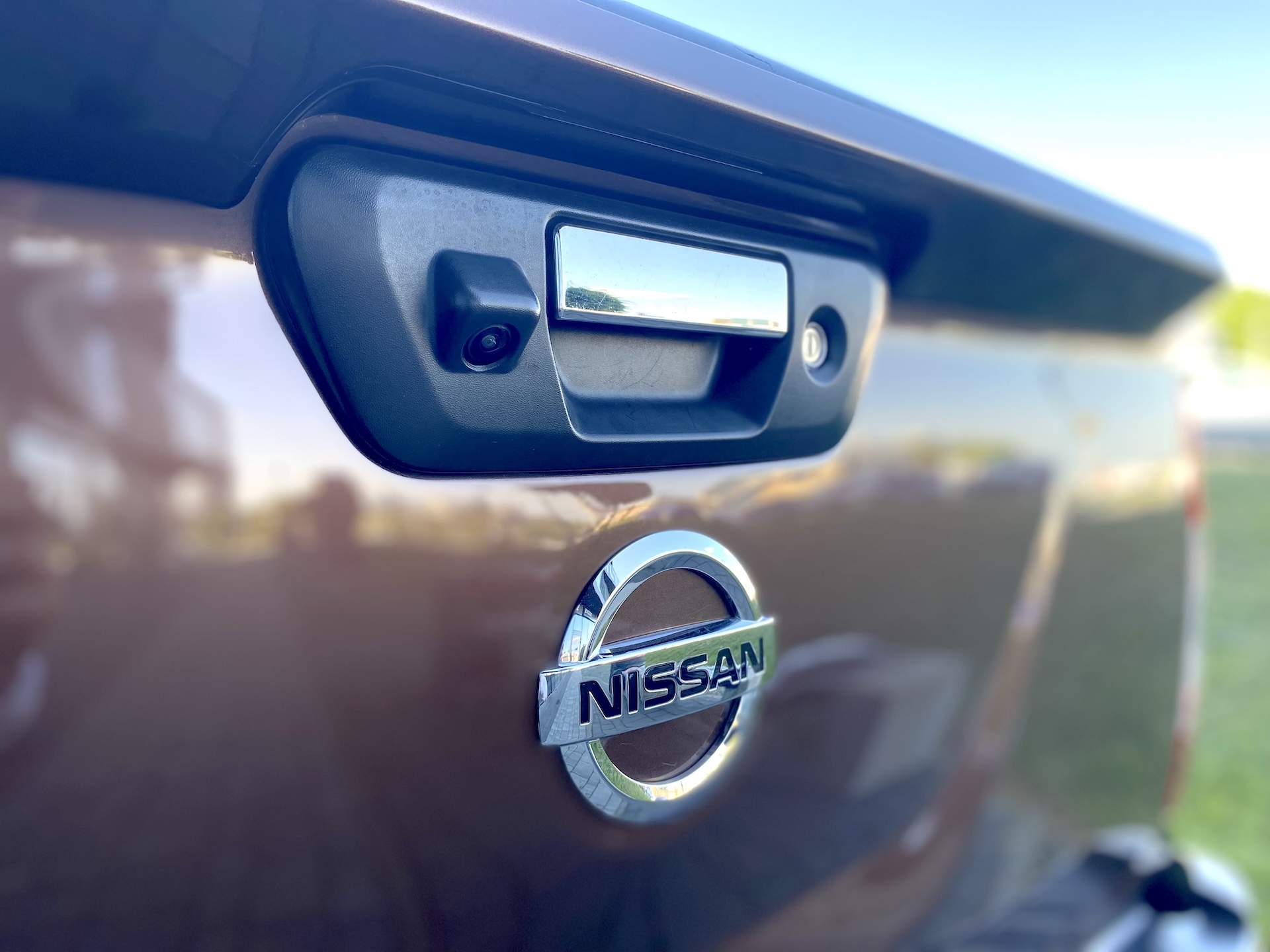 
Nissan Navara Double Cab (IV) full									