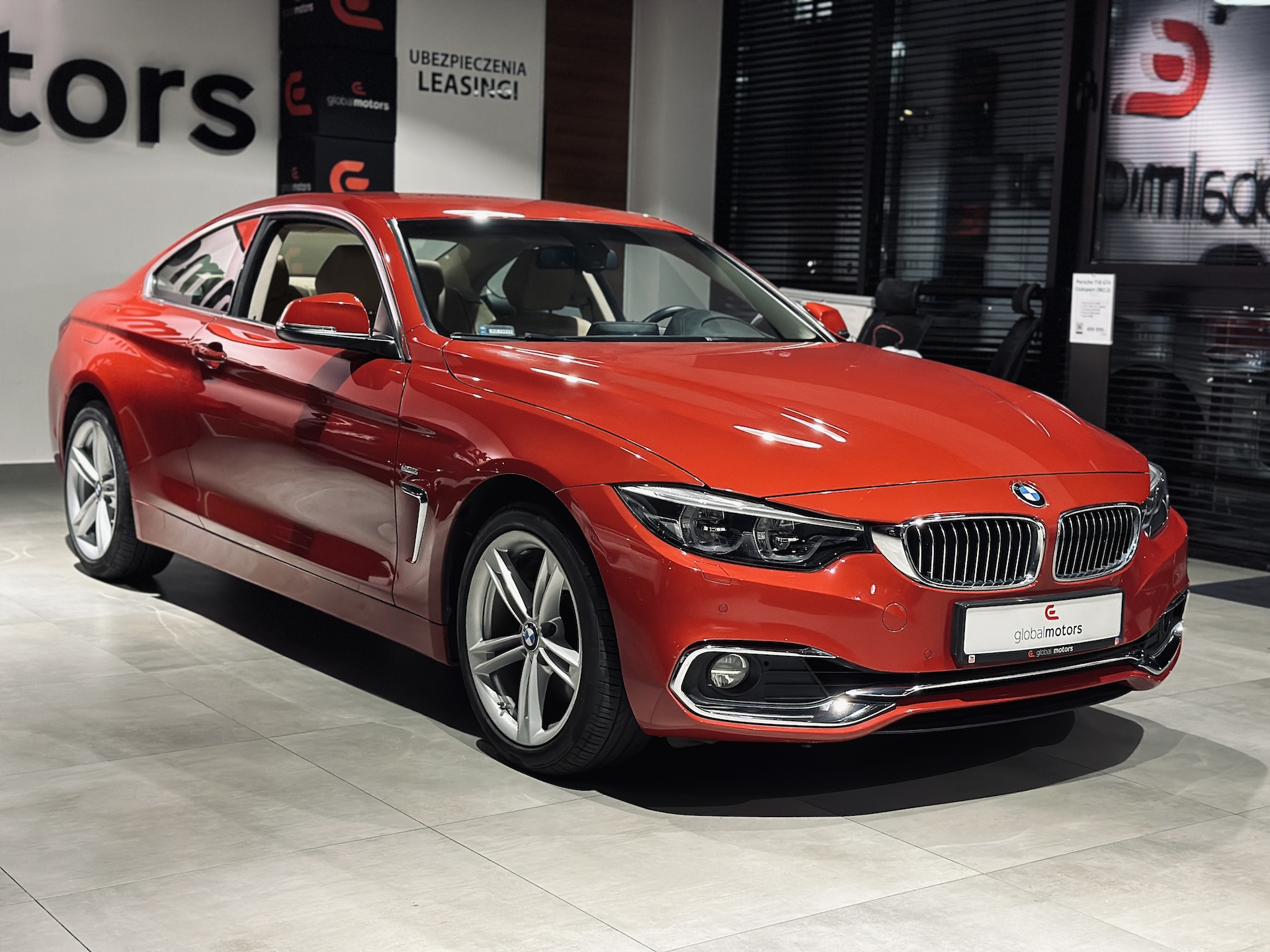 
BWM 430i xDrive Coupe Luxury Line (F32) full									