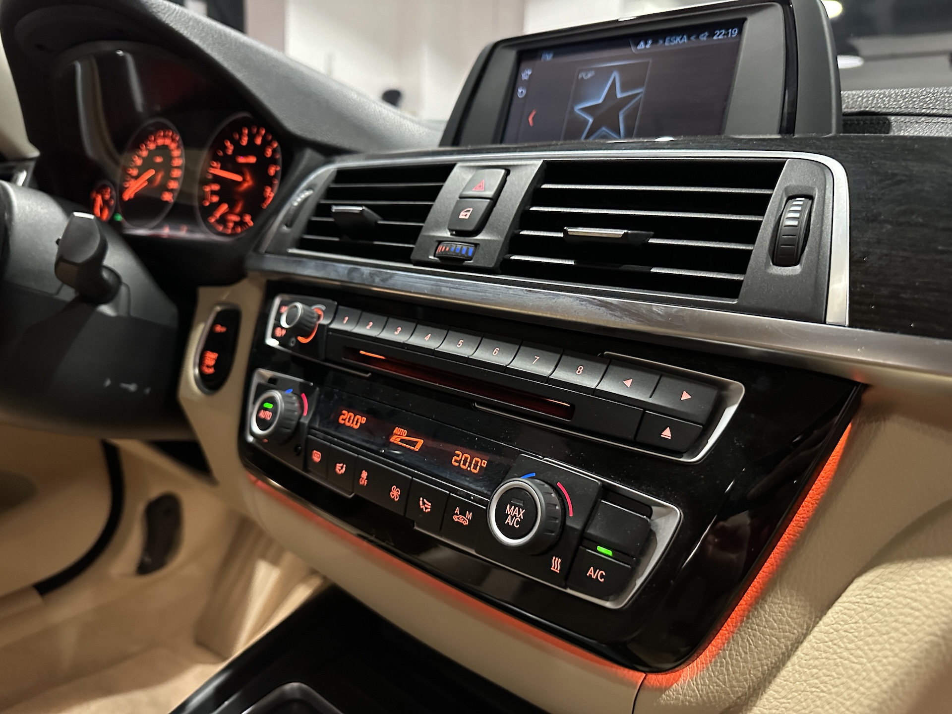 
BWM 430i xDrive Coupe Luxury Line (F32) full									