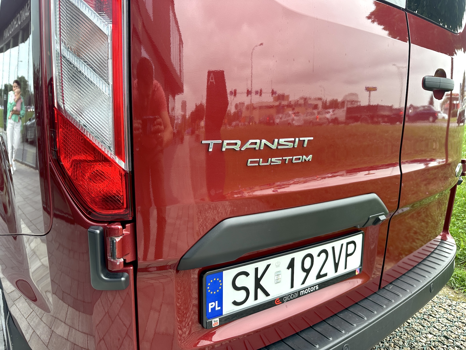 
Ford Transit Custom Titanium Black Series full									