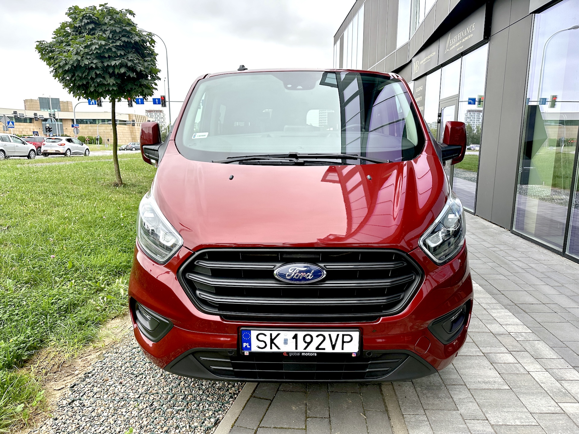 
Ford Transit Custom Titanium Black Series full									