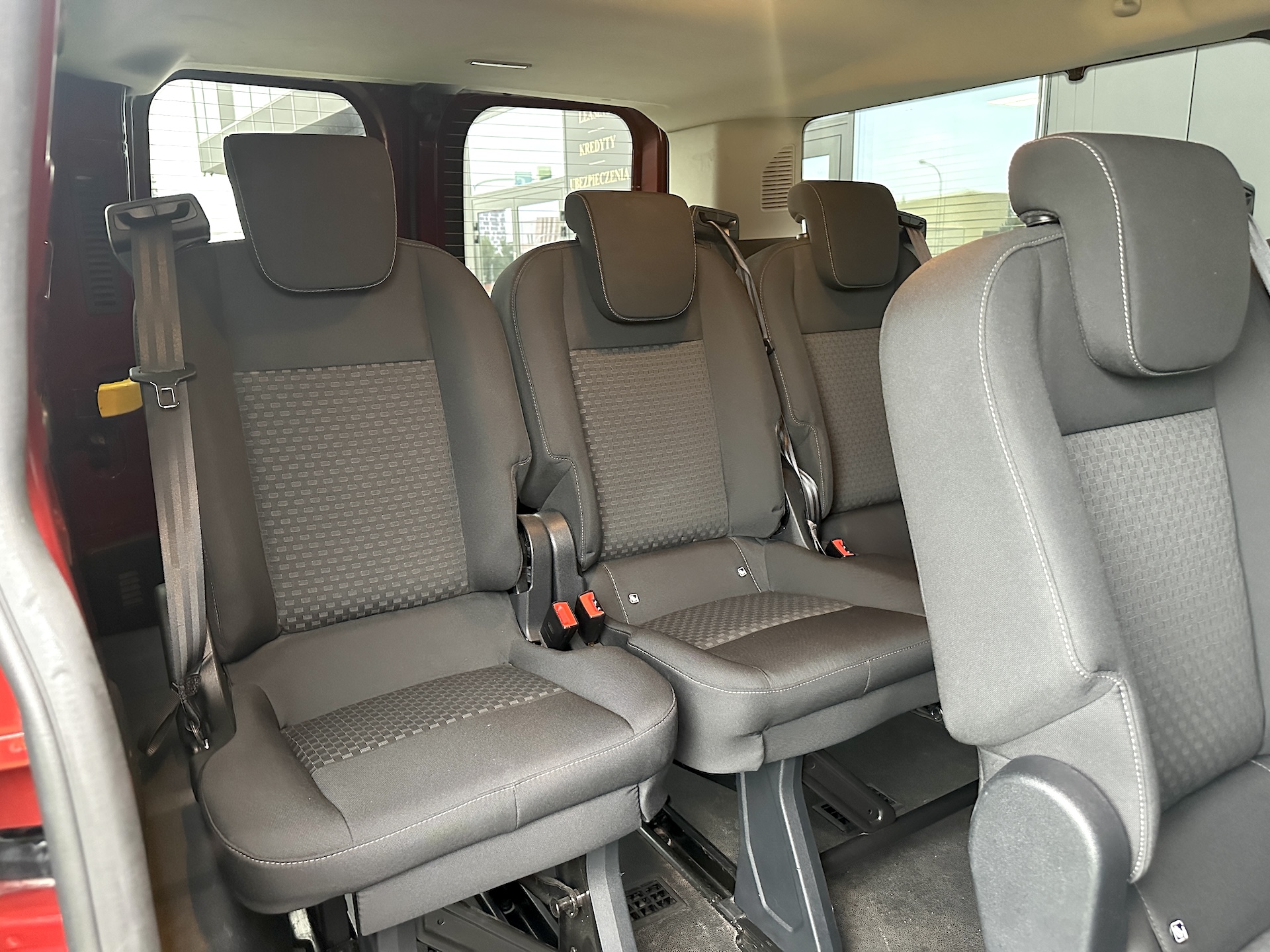 
Ford Transit Custom Titanium Black Series full									