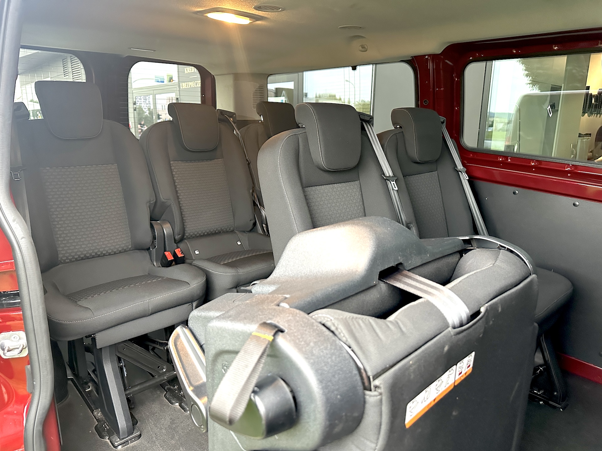 
Ford Transit Custom Titanium Black Series full									