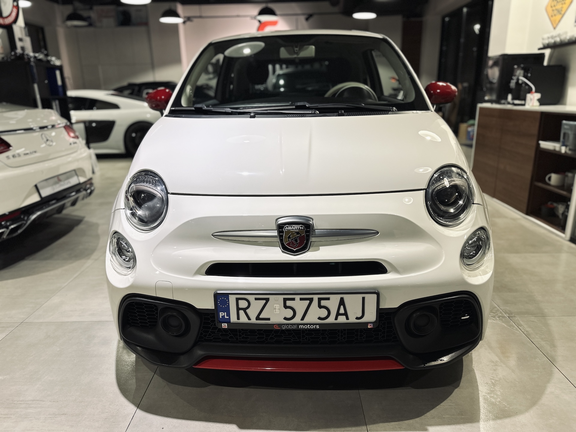 
Fiat 500 Pop / styl. Abarth full									