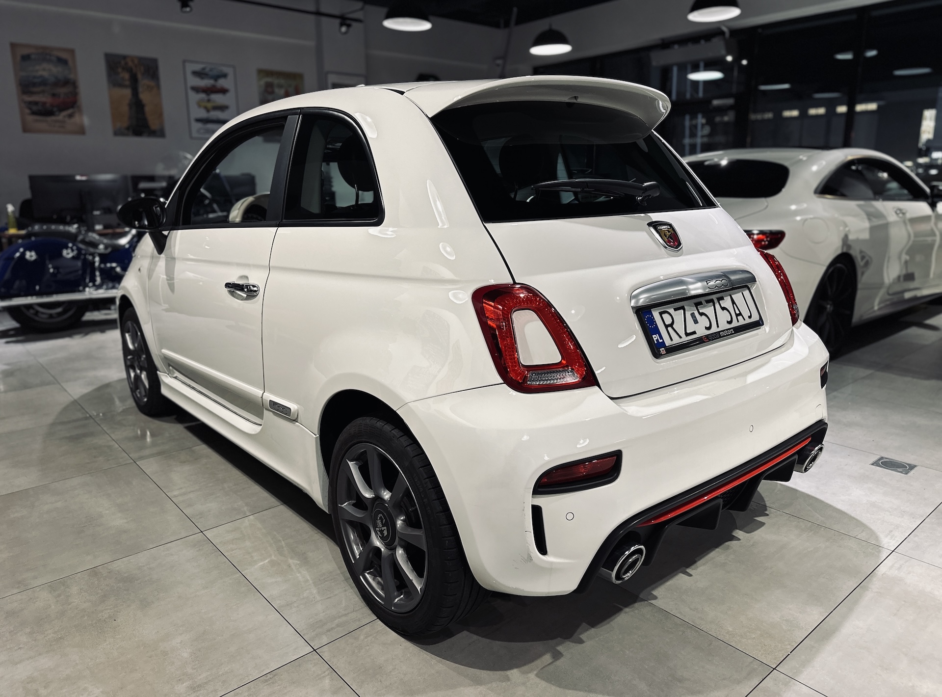 
Fiat 500 Pop / styl. Abarth full									