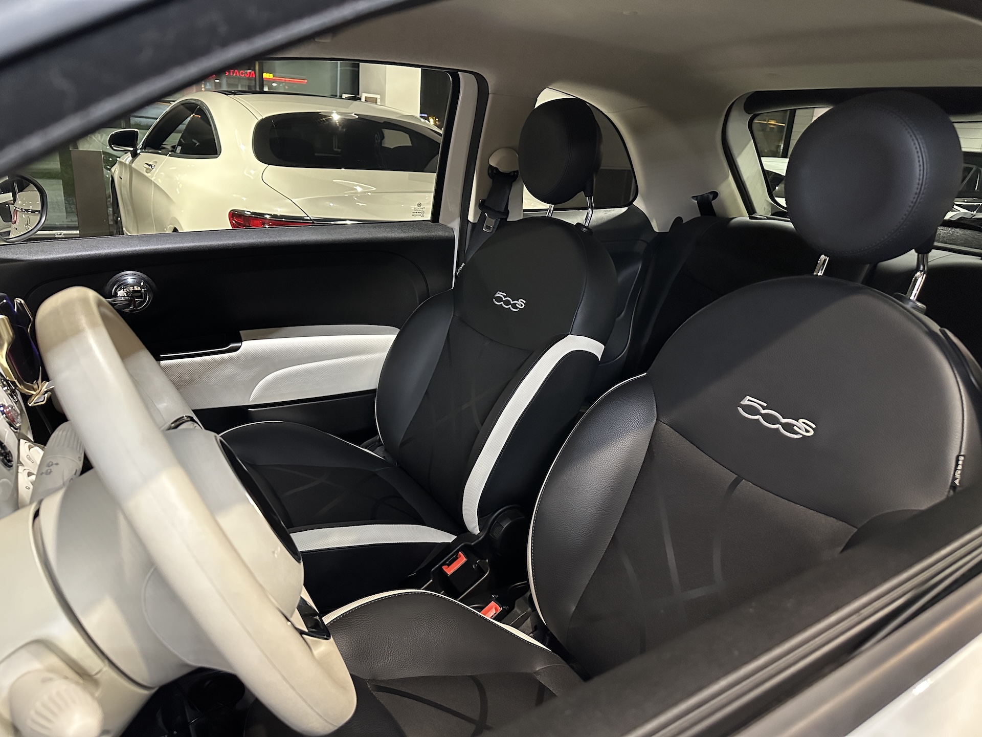 
Fiat 500 Pop / styl. Abarth full									