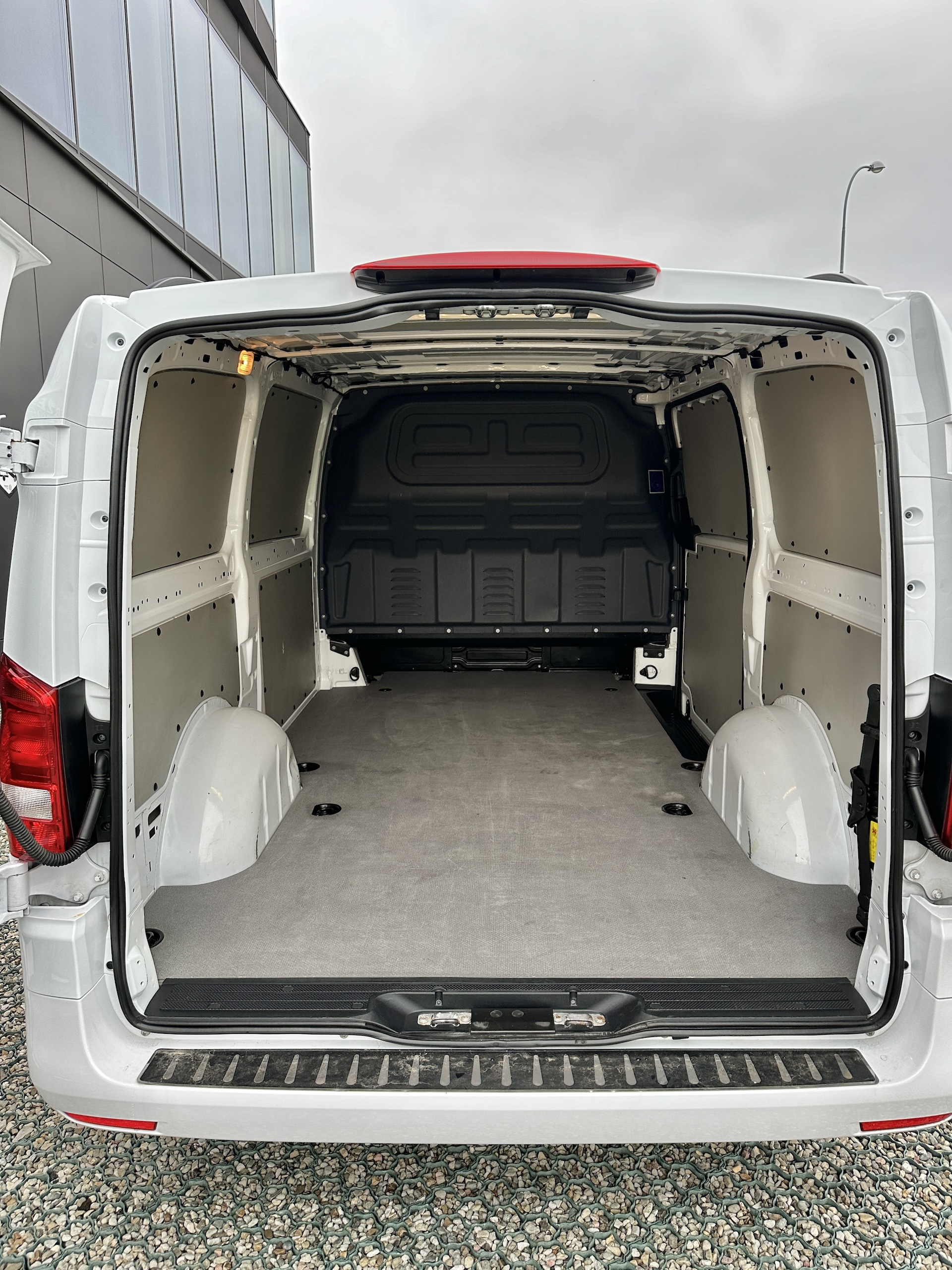 
Mercedes-Benz Vito 111 CDI (W447) full									