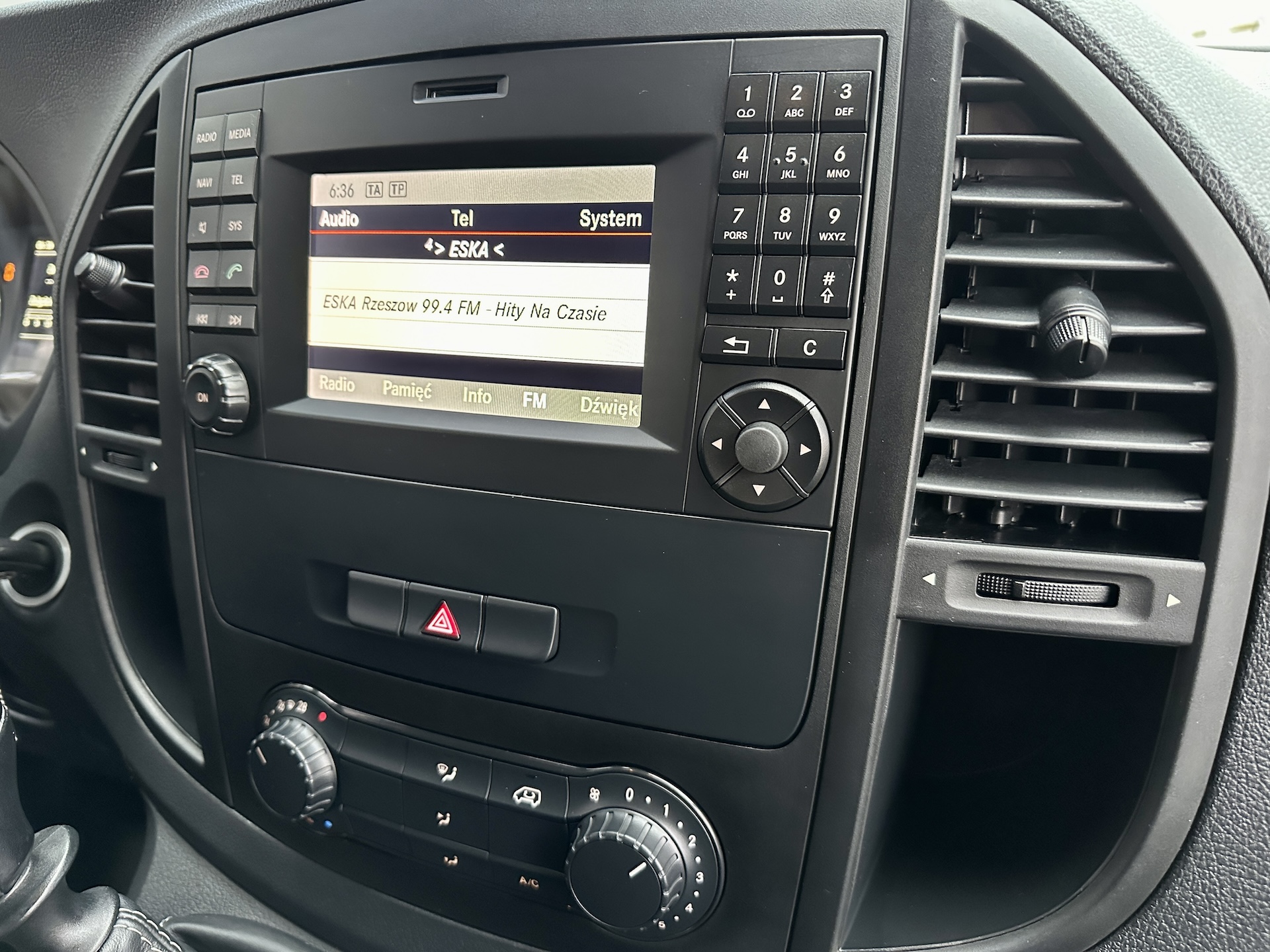 
Mercedes-Benz Vito 111 CDI (W447) full									