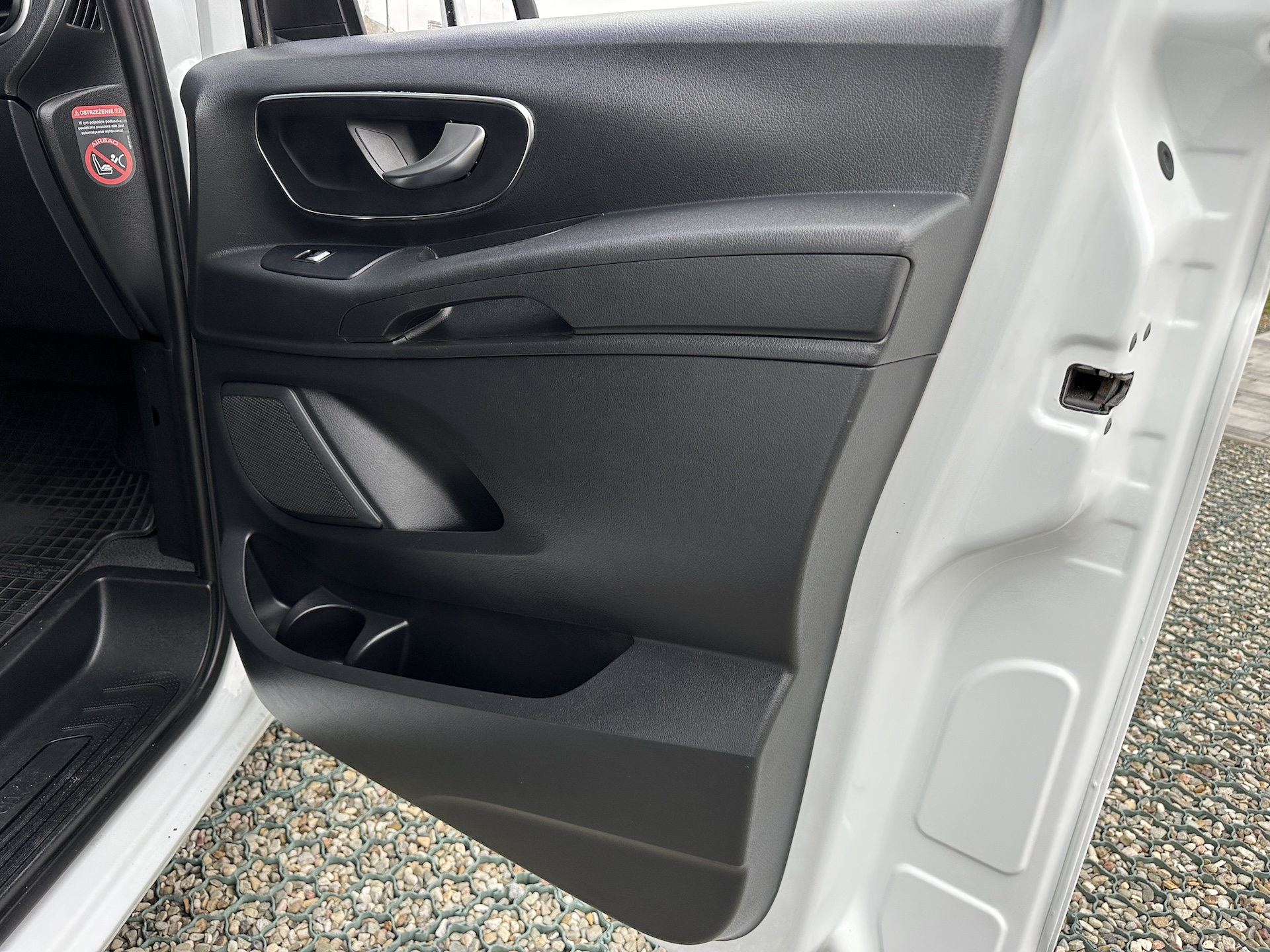 
Mercedes-Benz Vito 111 CDI (W447) full									