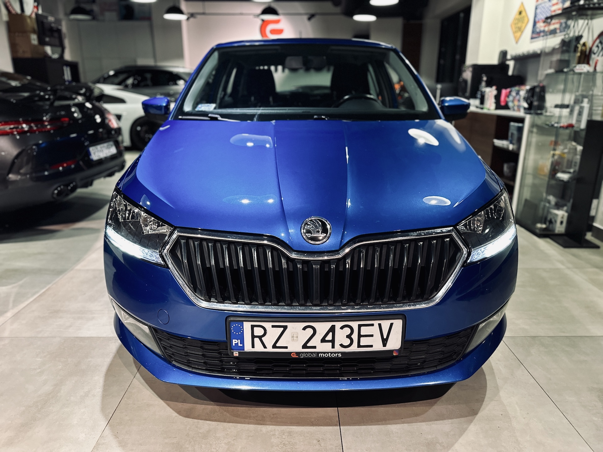 
Skoda Fabia Style full									