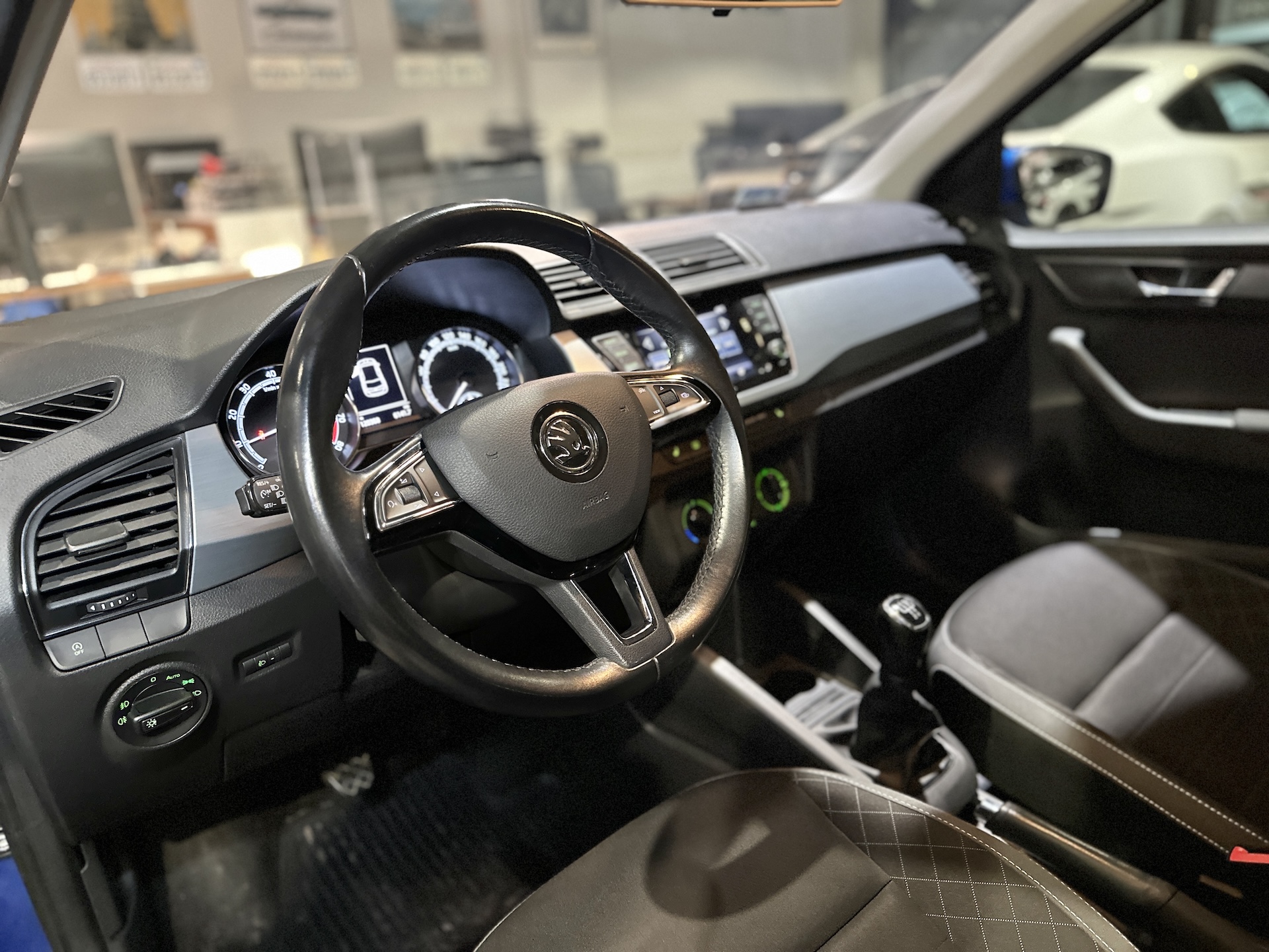 
Skoda Fabia Style full									