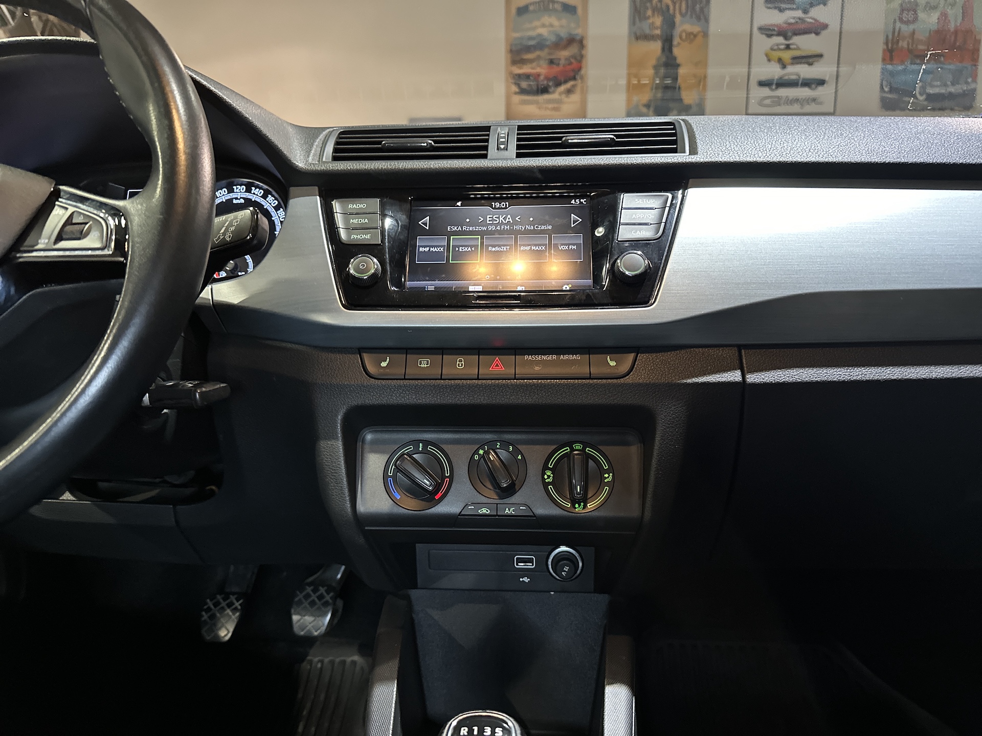 
Skoda Fabia Style full									