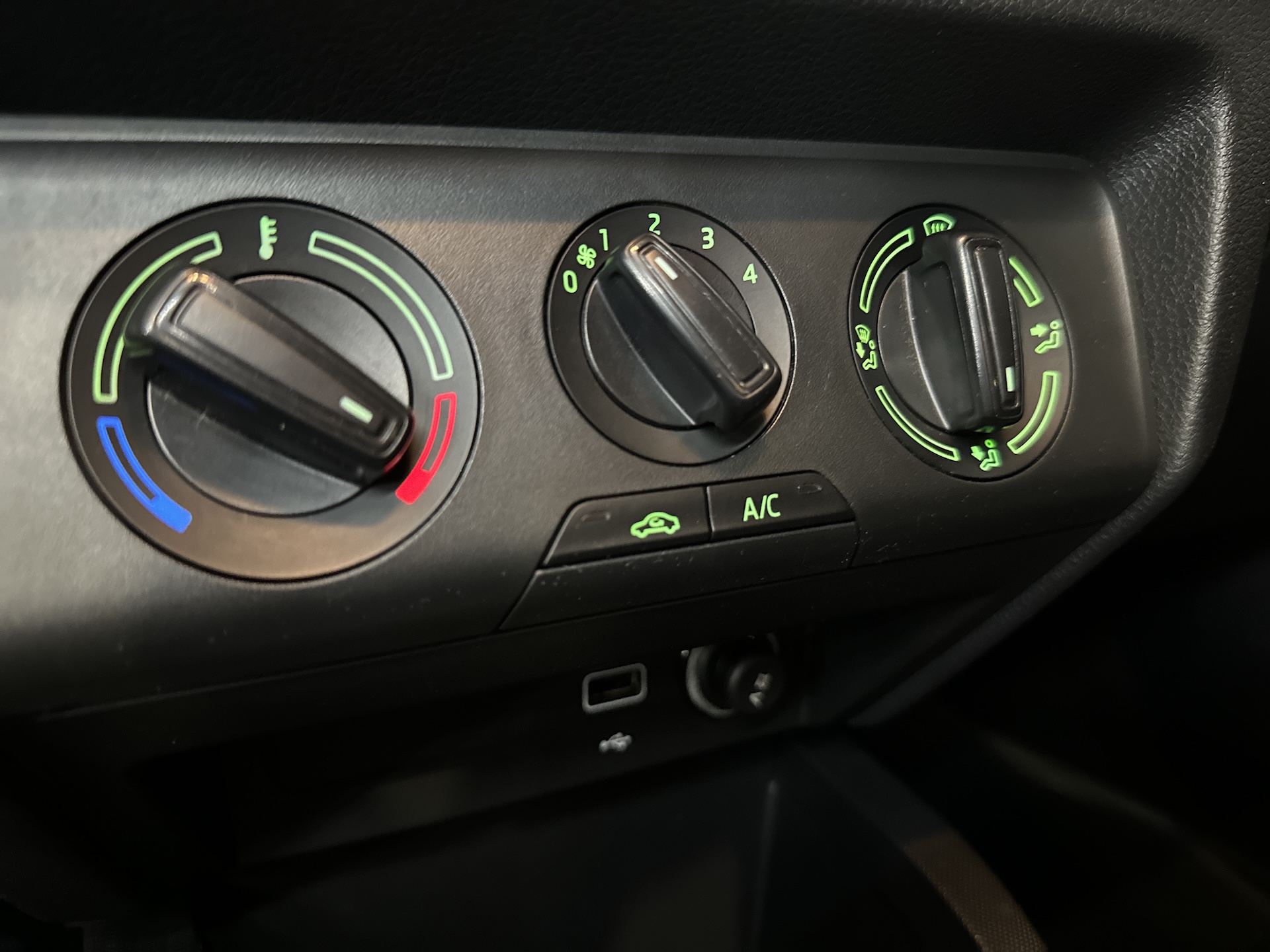 
Skoda Fabia Style full									