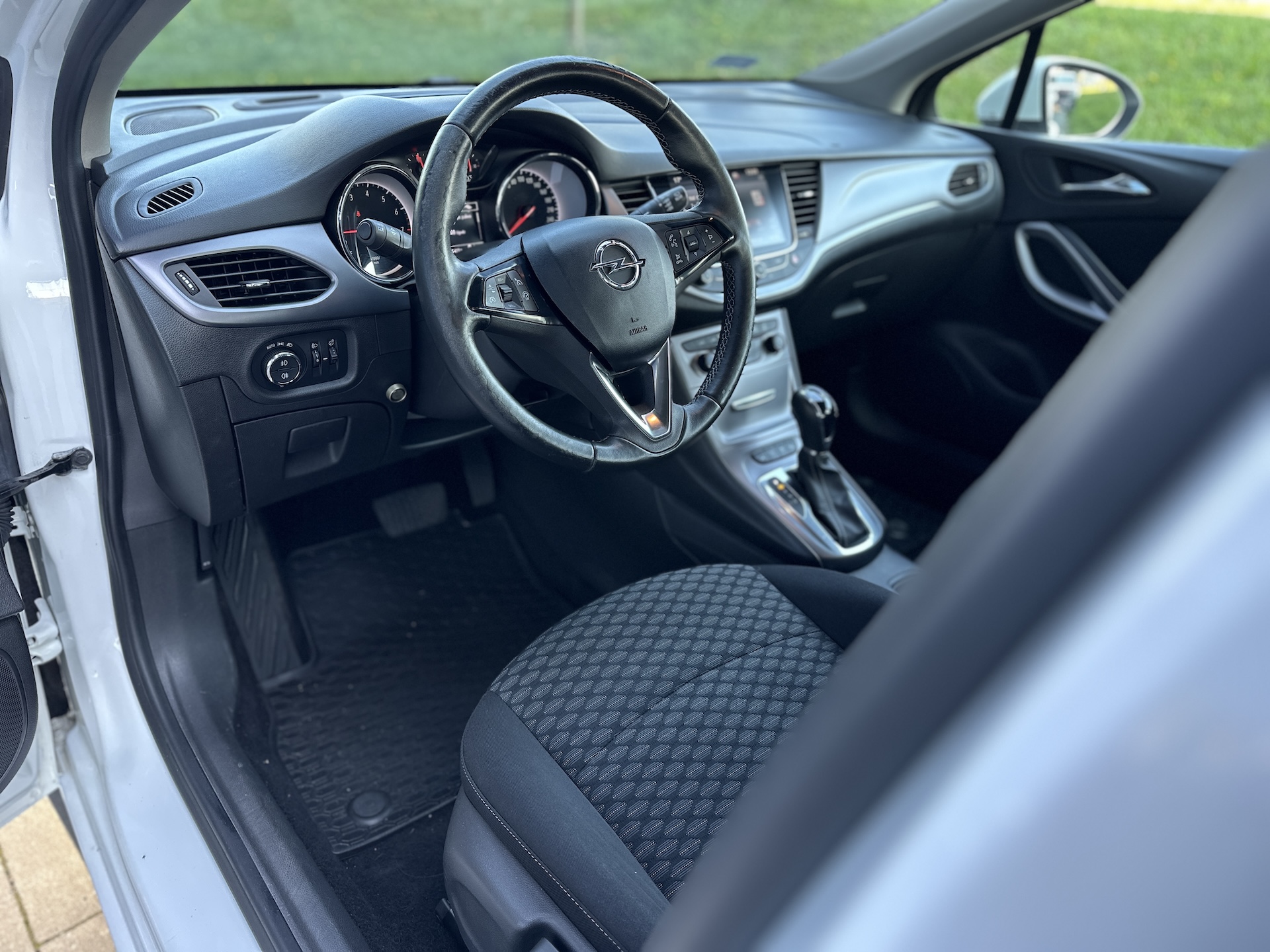 
Opel Astra Sports Tourer (K) full									