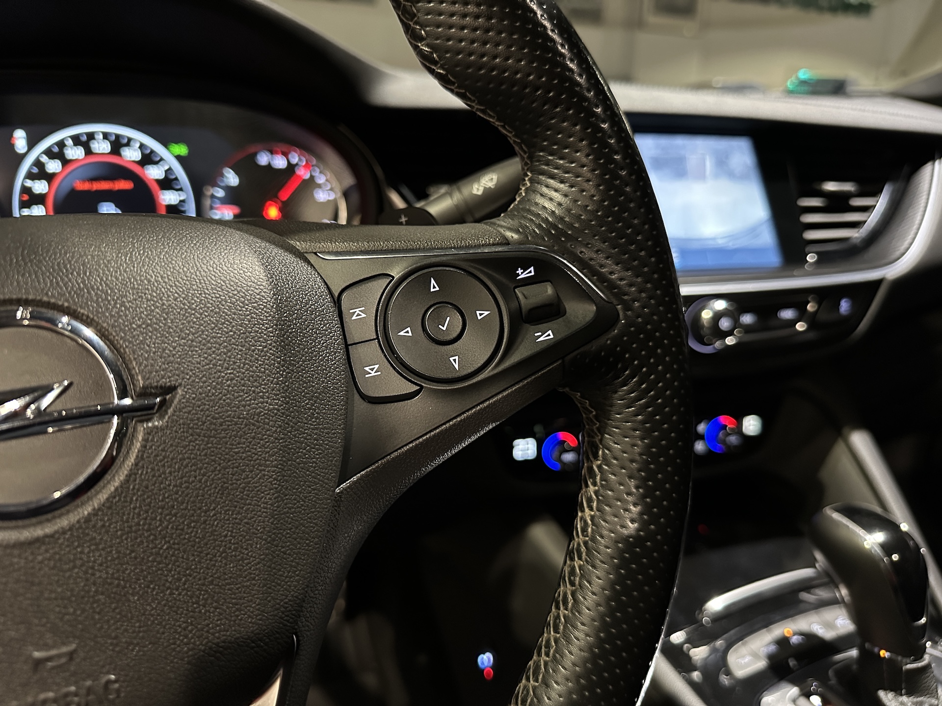 
Opel Insignia Grand Sport OPC Line (B) full									