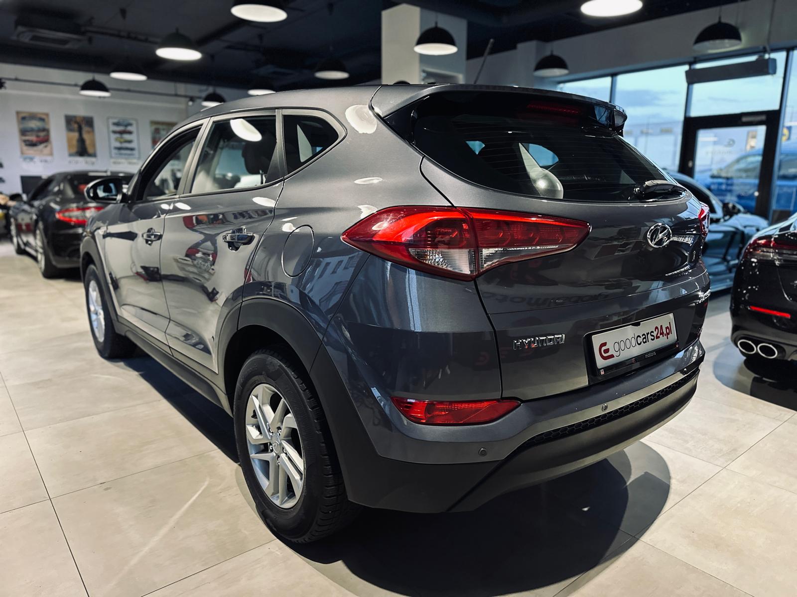 
Hyundai Tucson full									