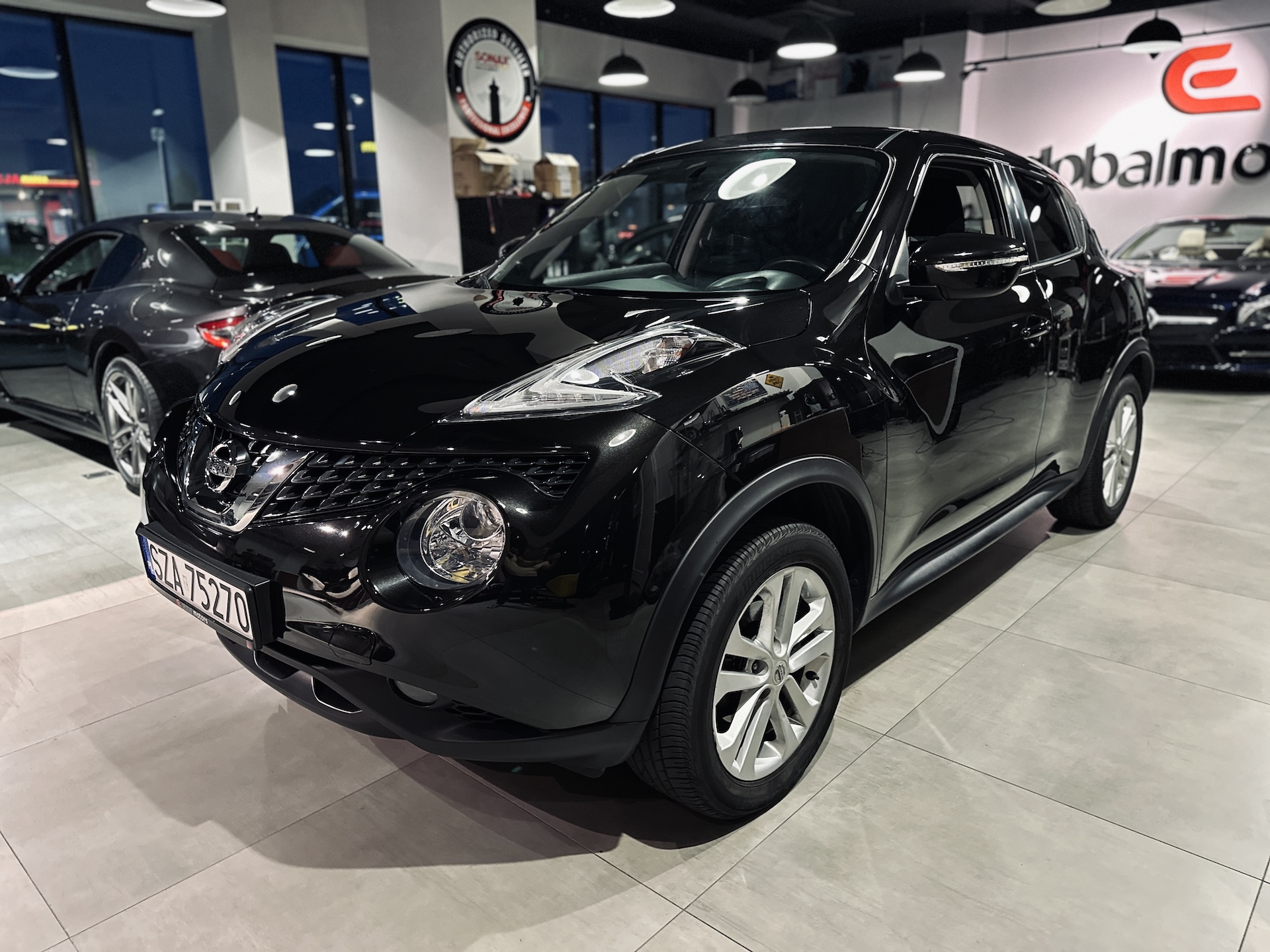 
Nissan Juke Acenta full									