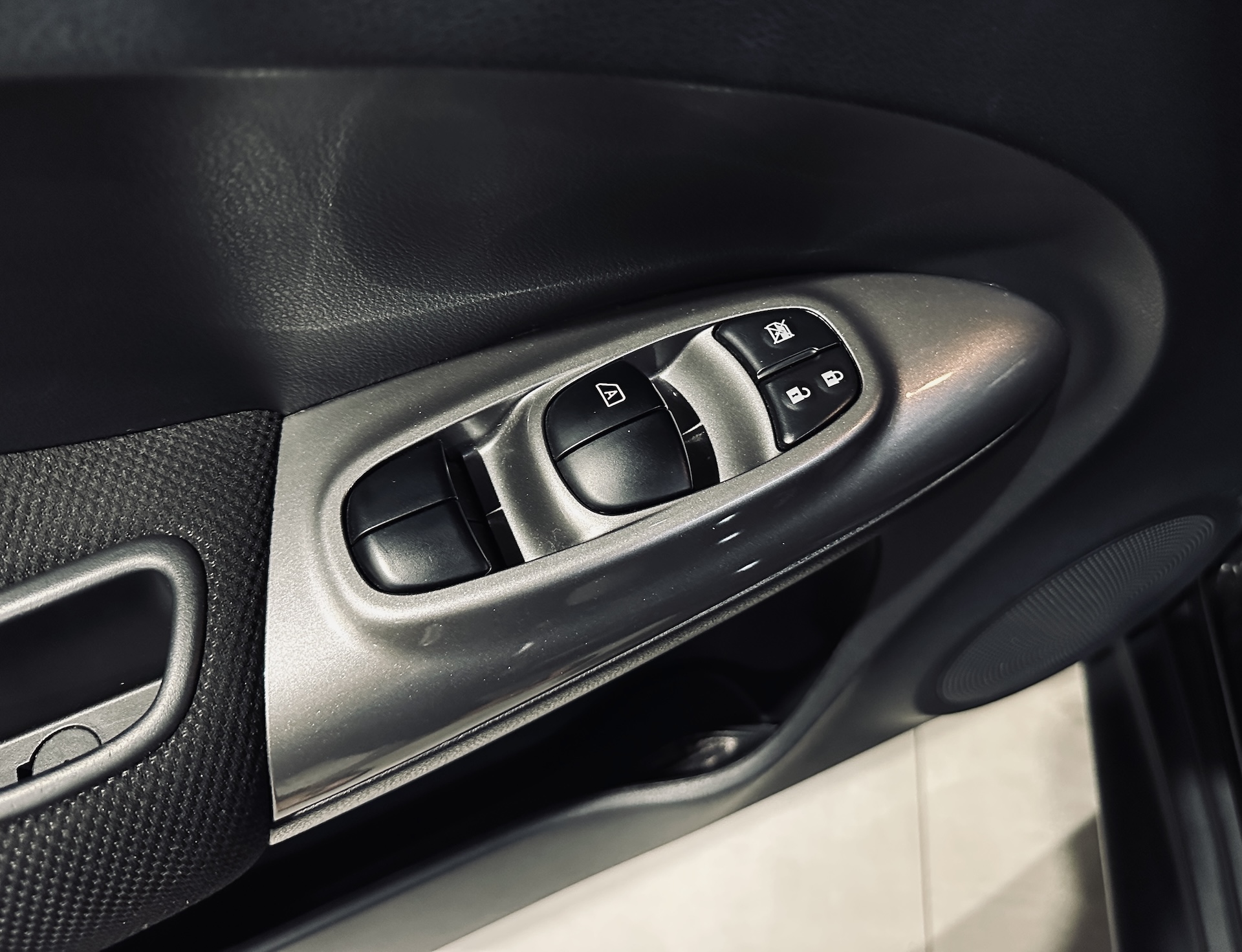 
Nissan Juke Acenta full									