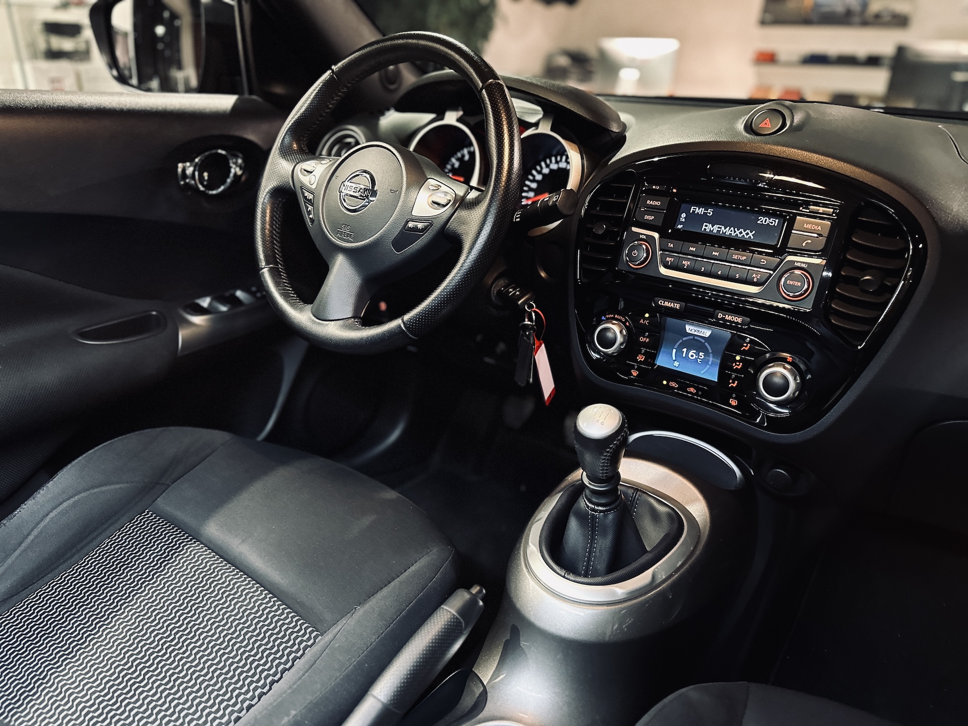 
Nissan Juke Acenta full									