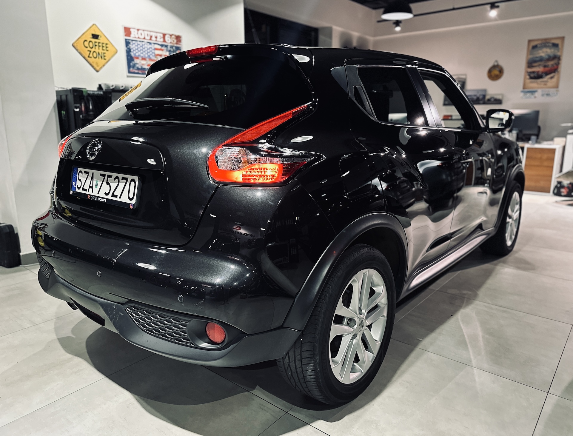 
Nissan Juke Acenta full									