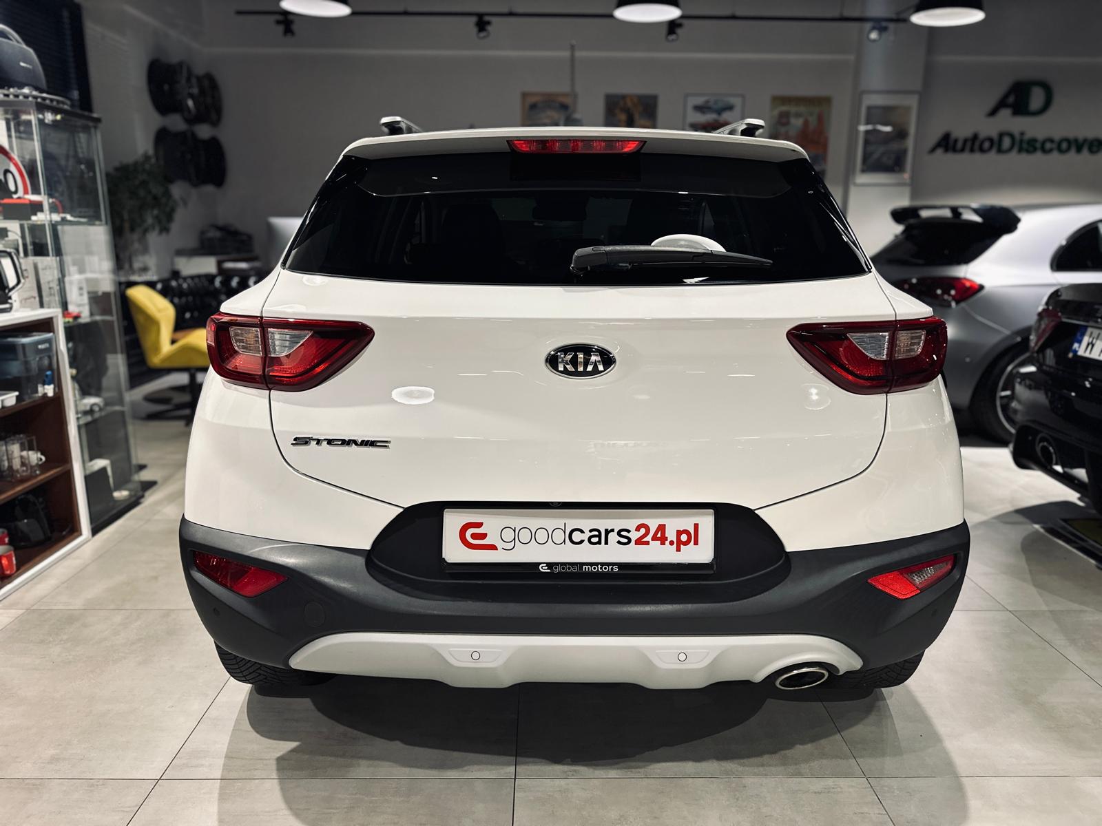 
Kia Stonic full									