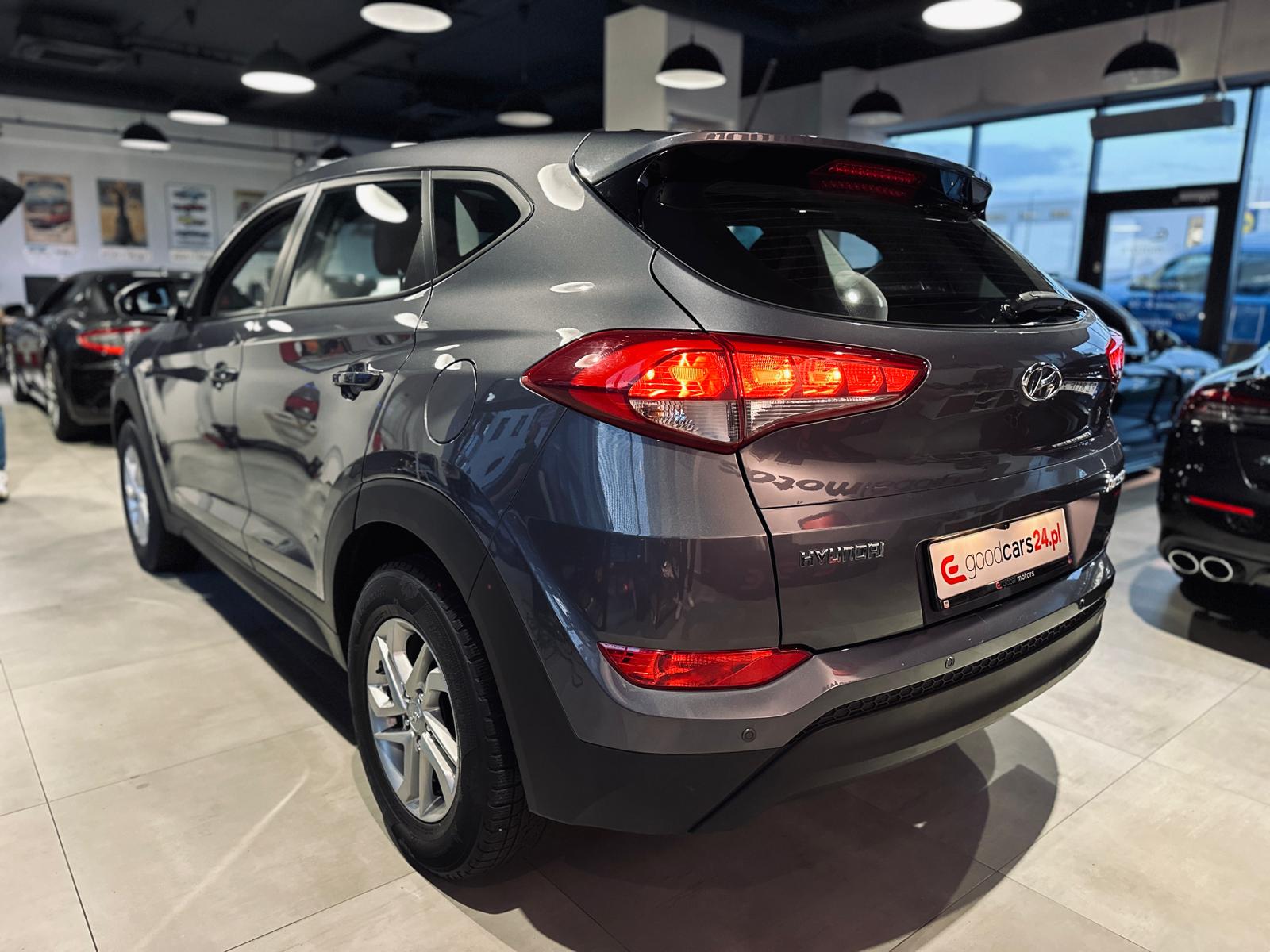 
Hyundai Tucson full									