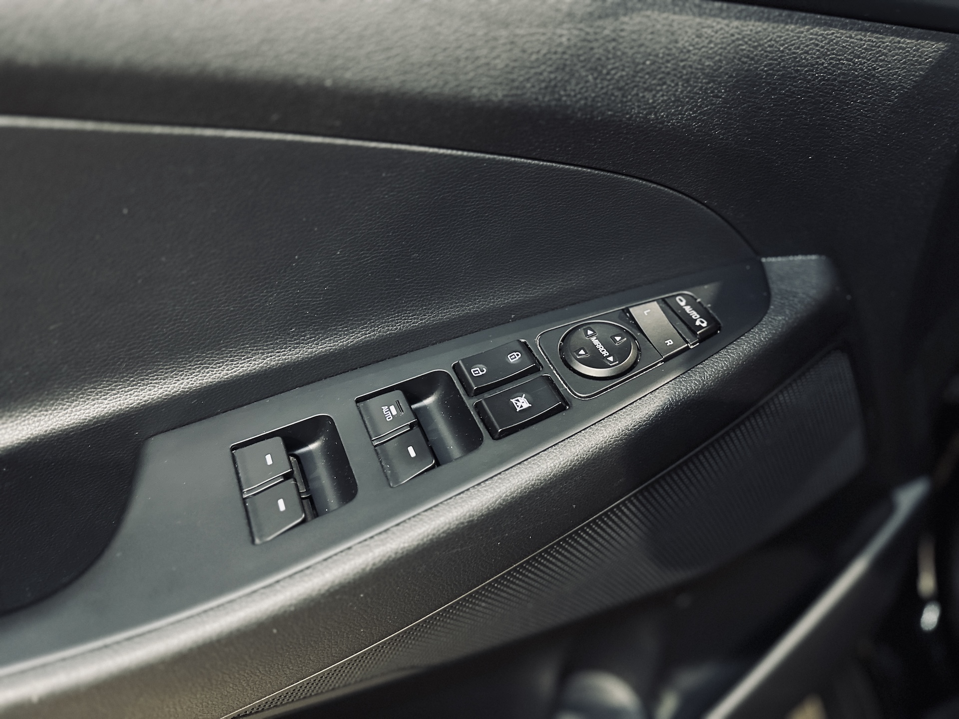 
Hyundai Tucson Gamma full									