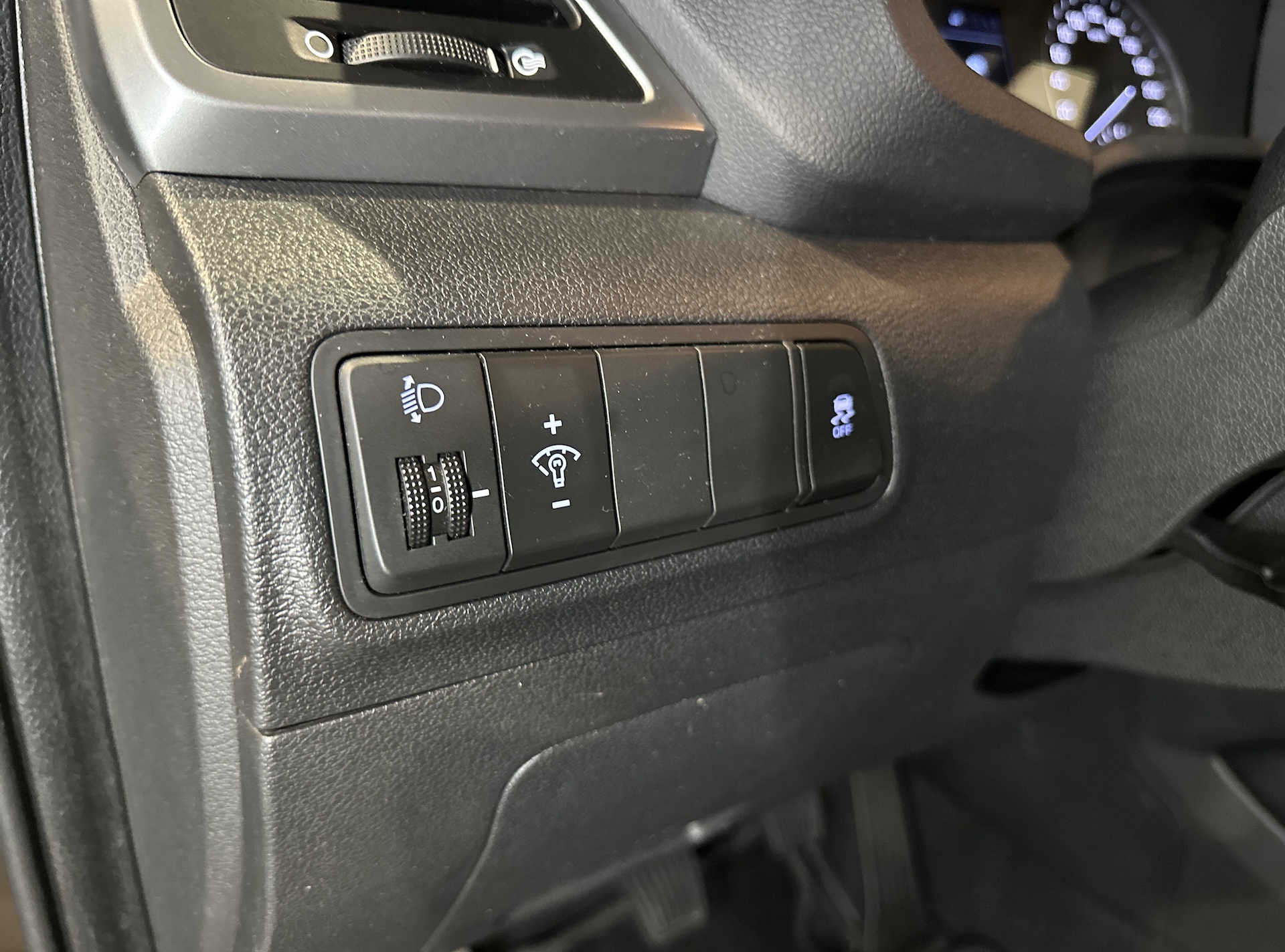 
Hyundai Tucson Gamma full									