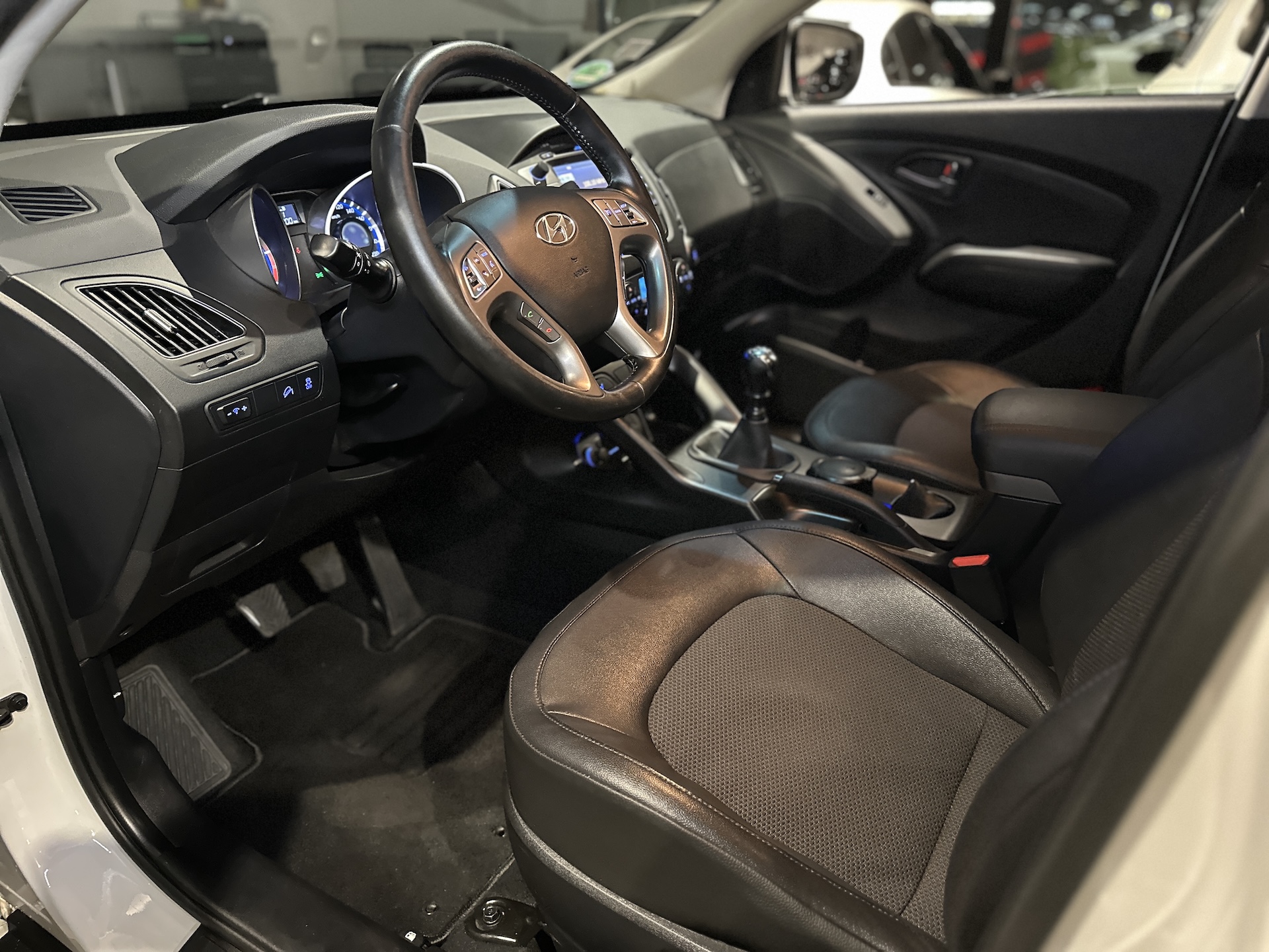 
Hyundai ix35 / Tucson full									