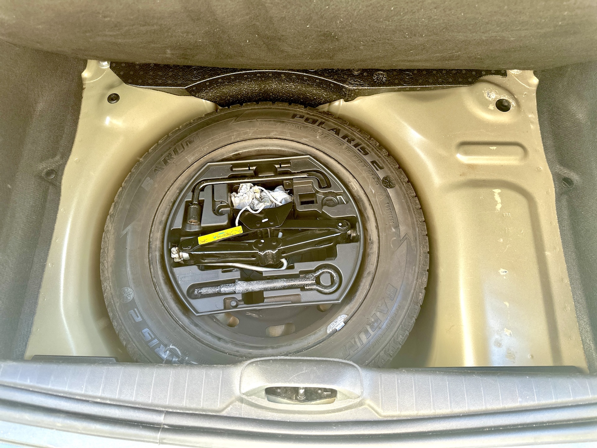 
Peugeot 208 PureTech Active full									