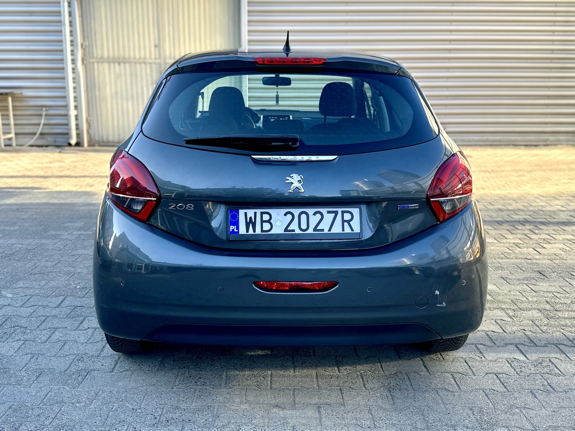 
Peugeot 208 PureTech Active full									
