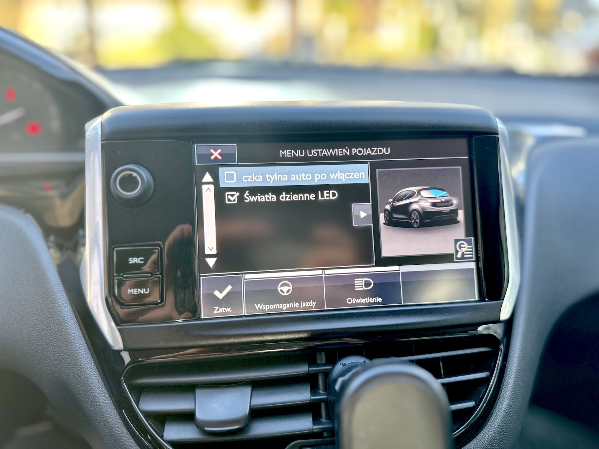 
Peugeot 208 PureTech Active full									