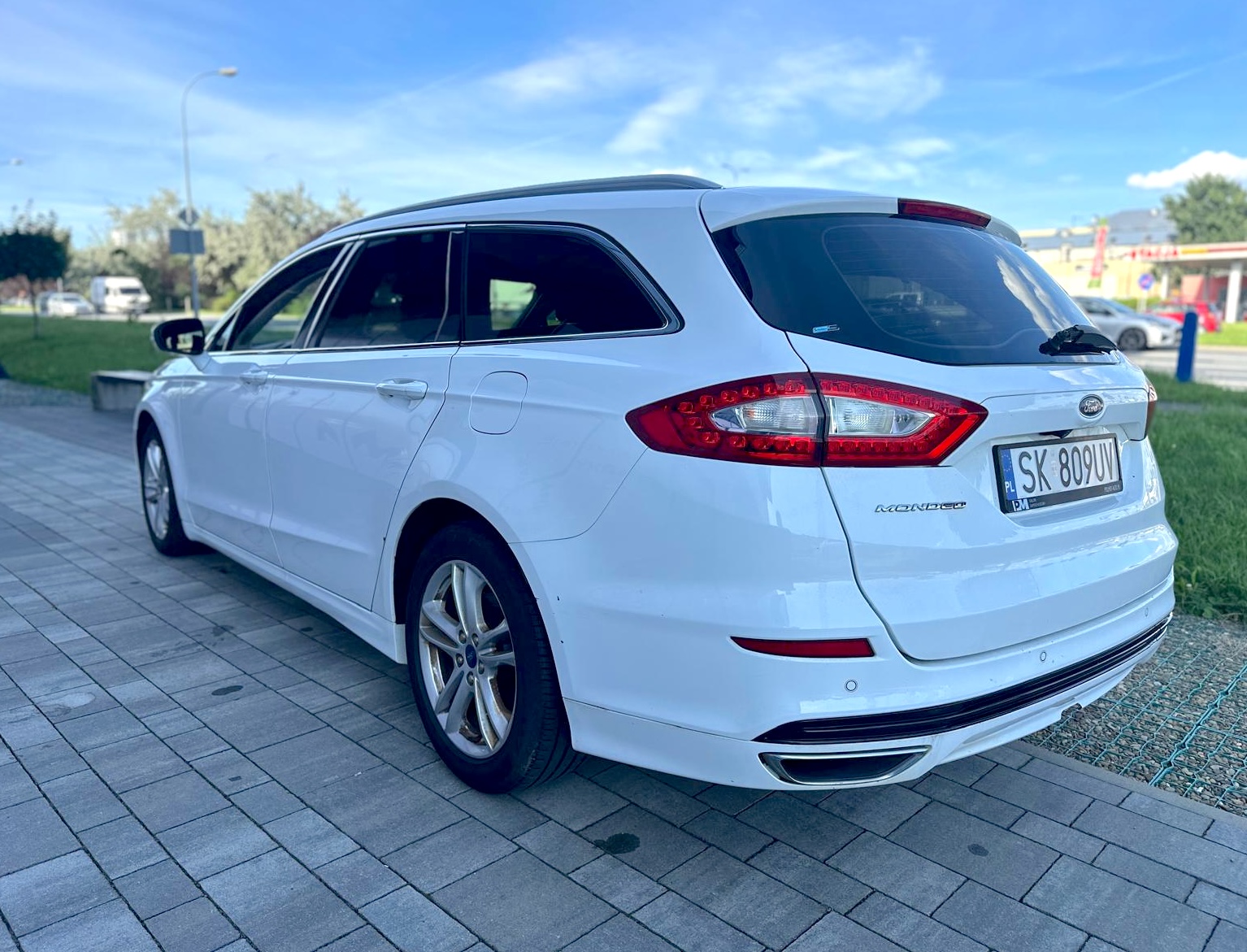 
Ford Mondeo Kombii full									