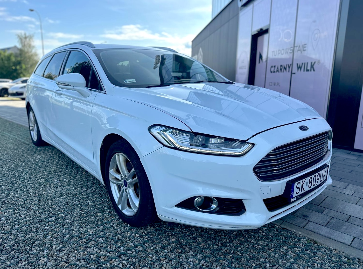 
Ford Mondeo Kombii full									