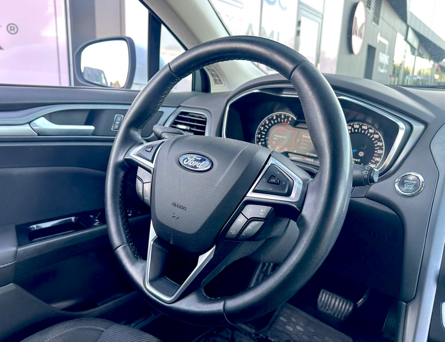 
Ford Mondeo Kombii full									