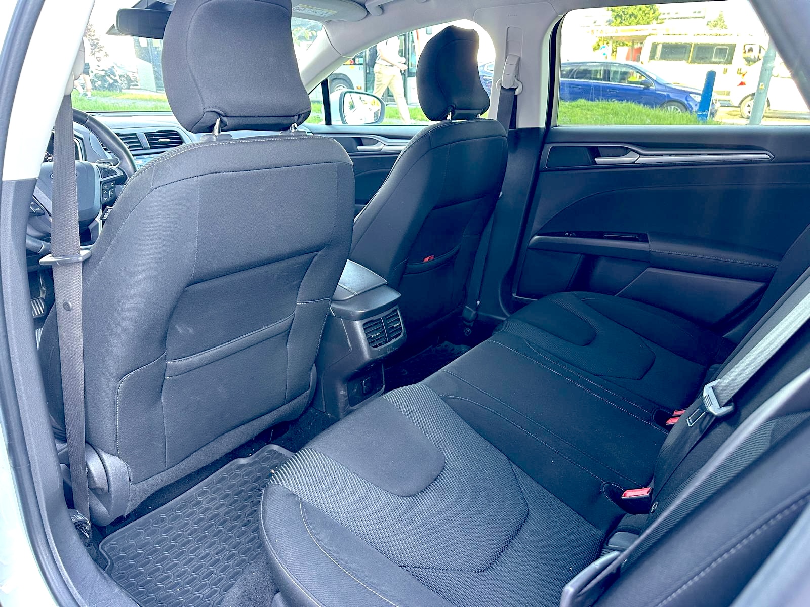 
Ford Mondeo Kombii full									