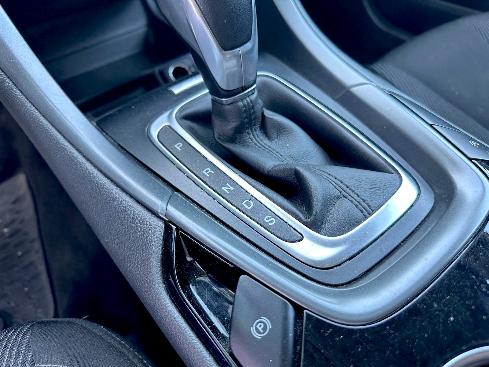 
Ford Mondeo Kombii full									