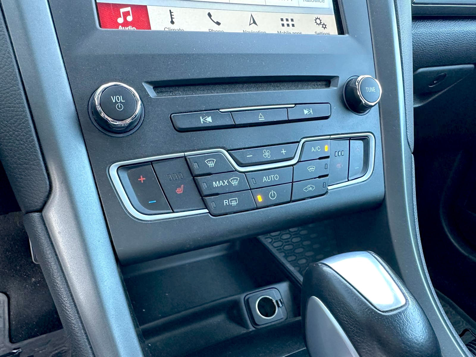 
Ford Mondeo Kombii full									