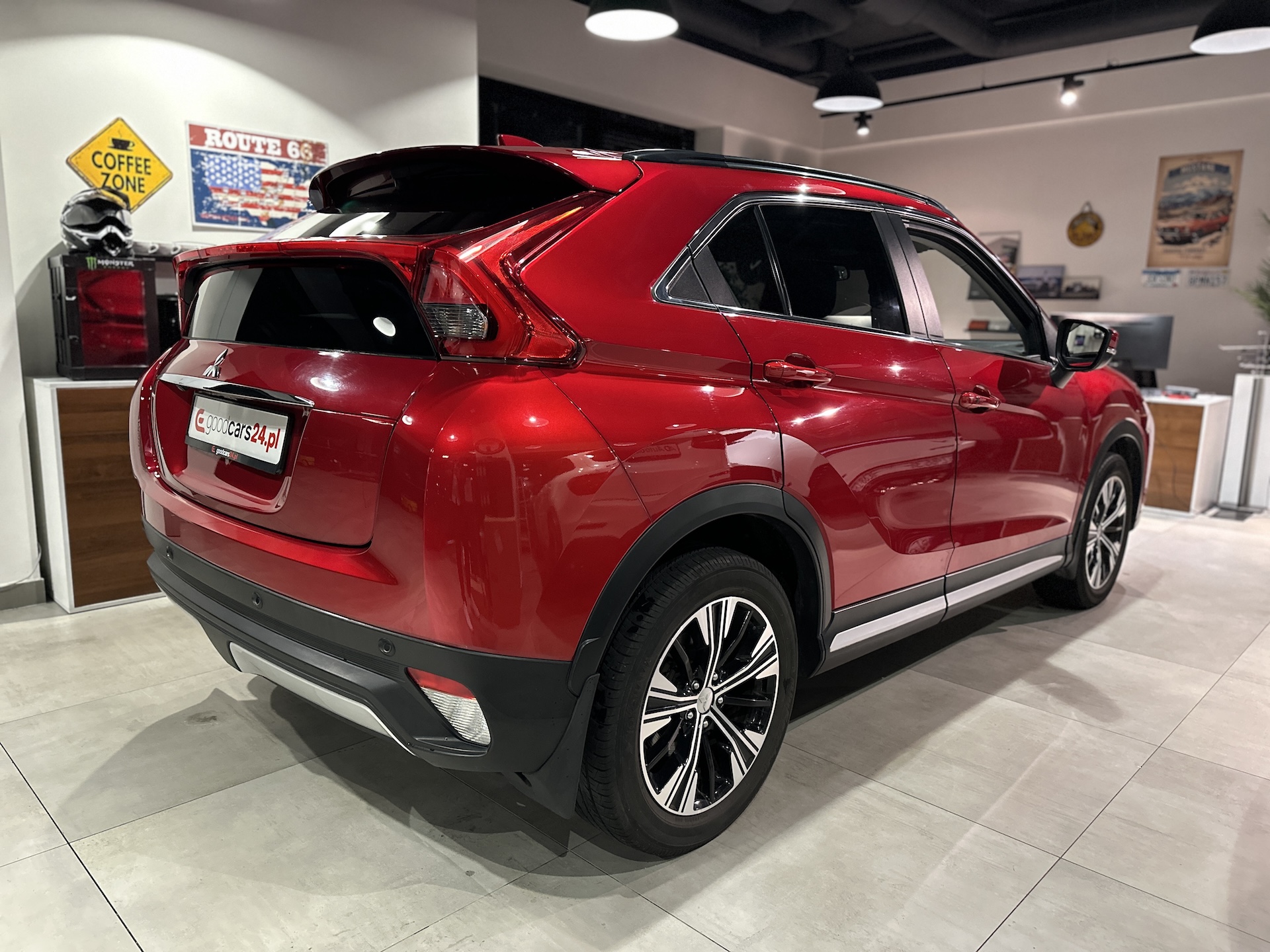
Mitsubishi Eclipse Cross Intro Edition full									