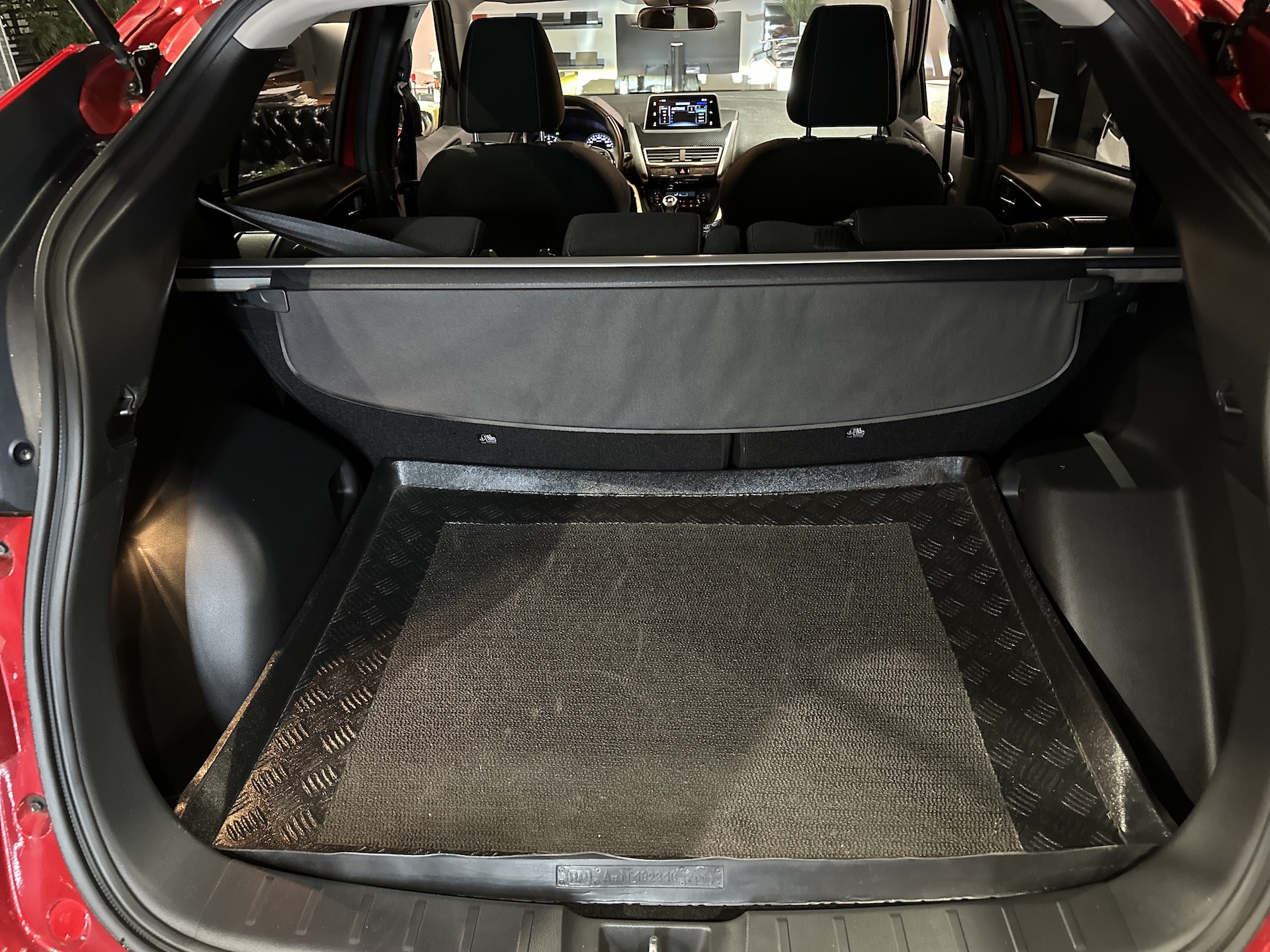 
Mitsubishi Eclipse Cross Intro Edition full									