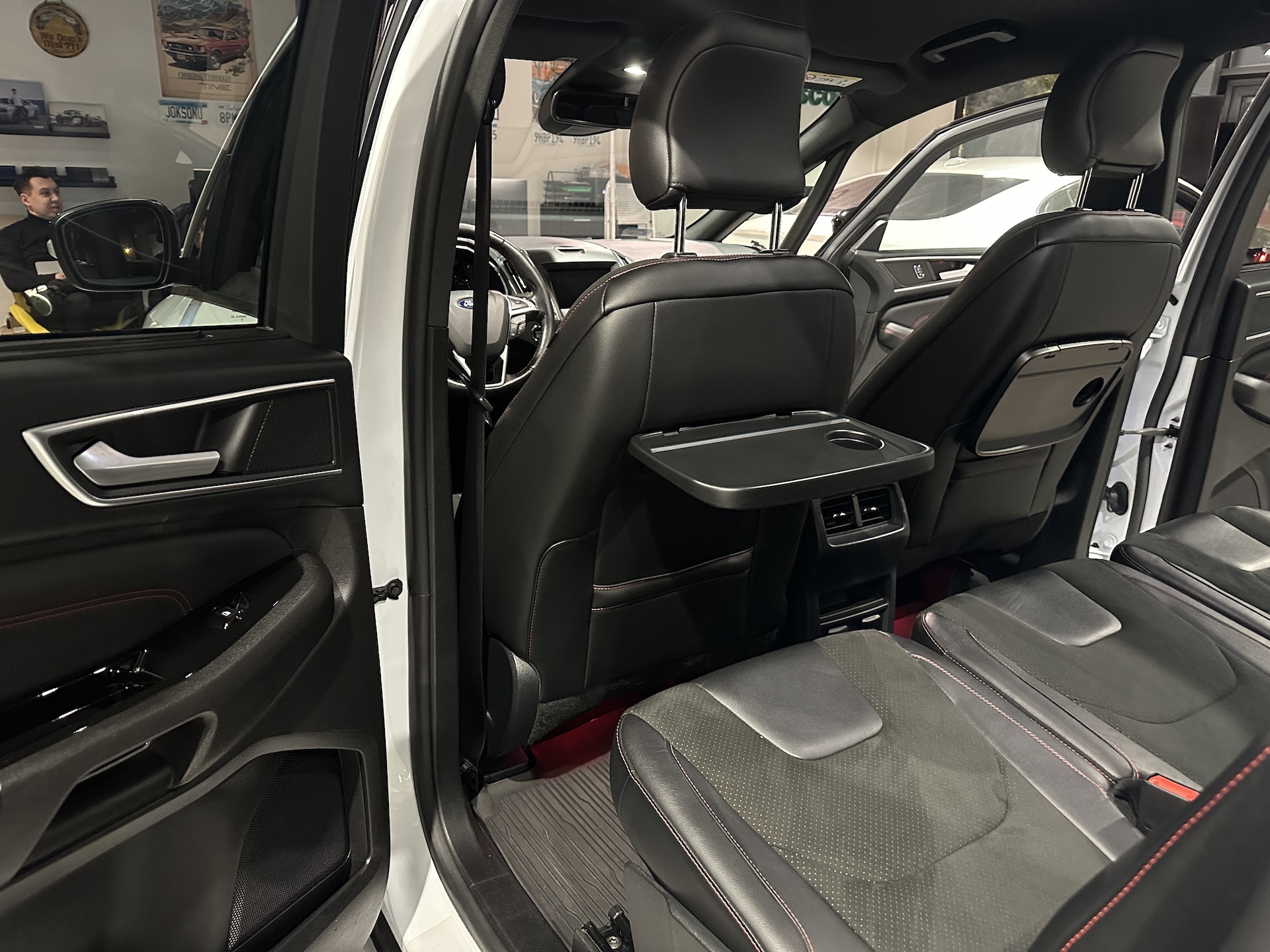 
Ford S-Max ST Line AWD full									