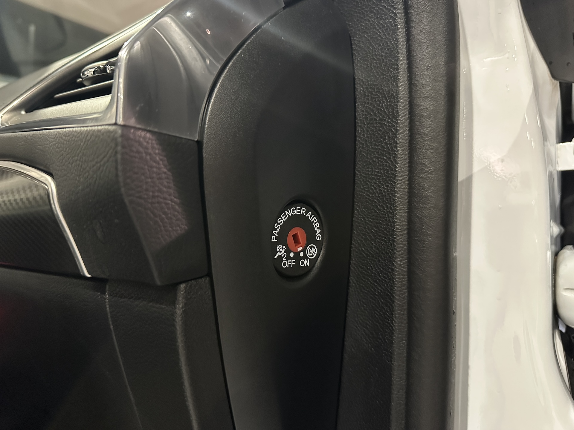 
Ford S-Max ST Line AWD full									