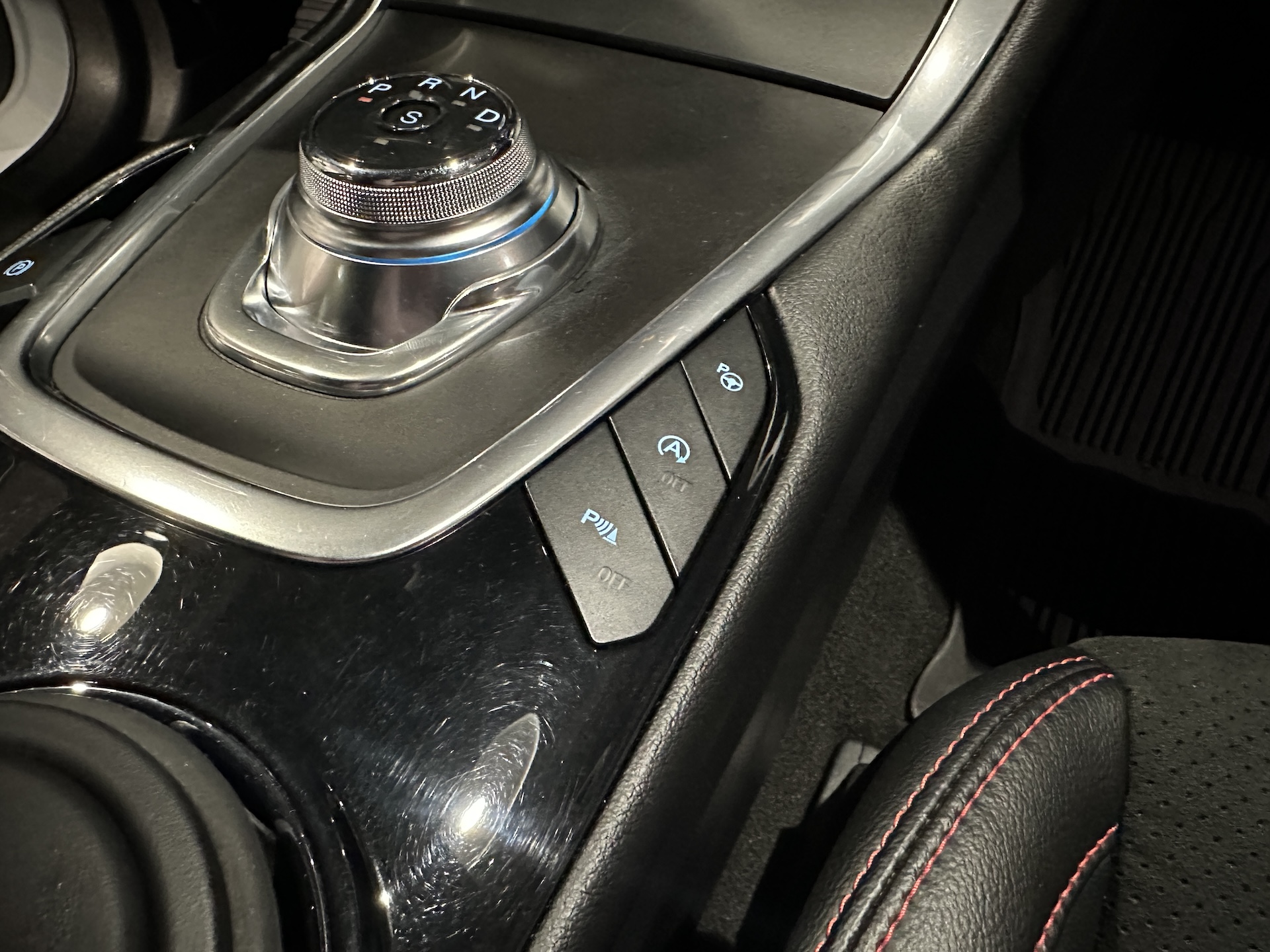 
Ford S-Max ST Line AWD full									