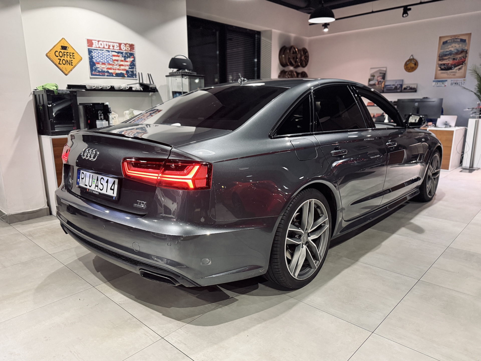 
Audi A6 TDI Competition S Line (C7) full									