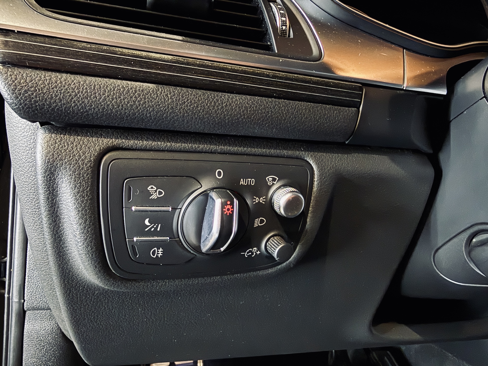 
Audi A6 TDI Competition S Line (C7) full									